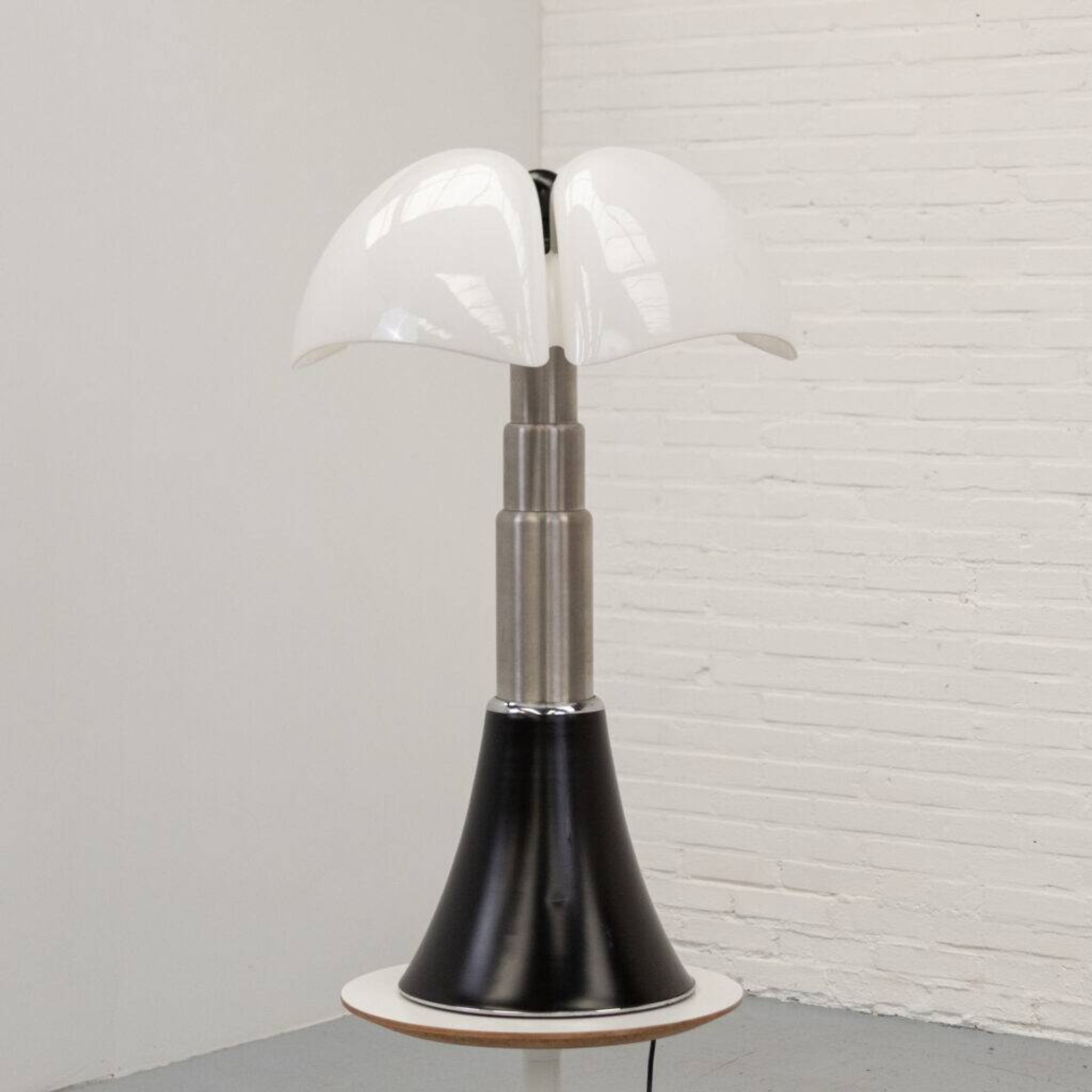 Lampe Pipistrello Gae Aulenti Martinelli Luce années 1970