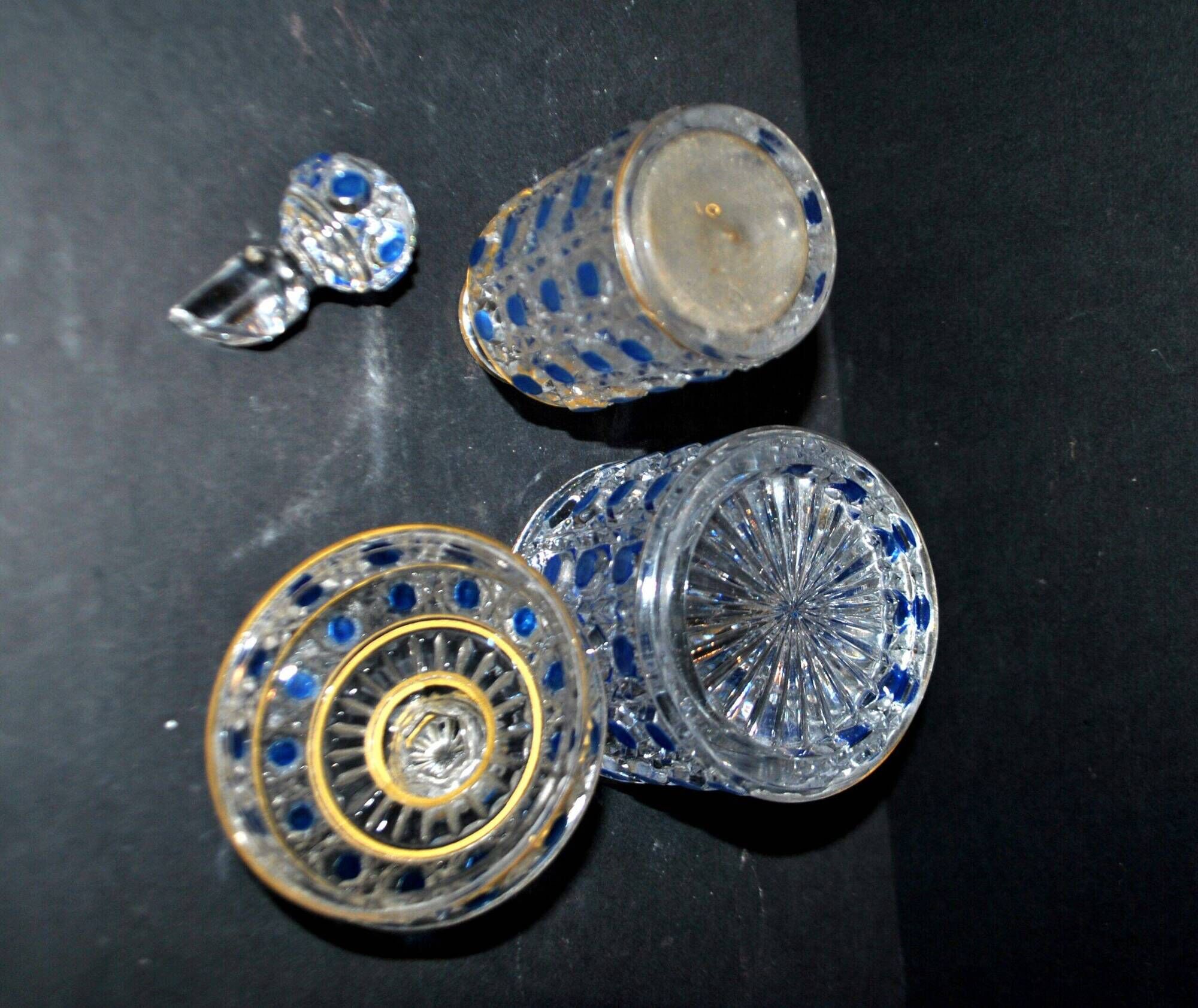Baccarat bottle and box, antique diamond gemstones in moulded crystal, signed.
