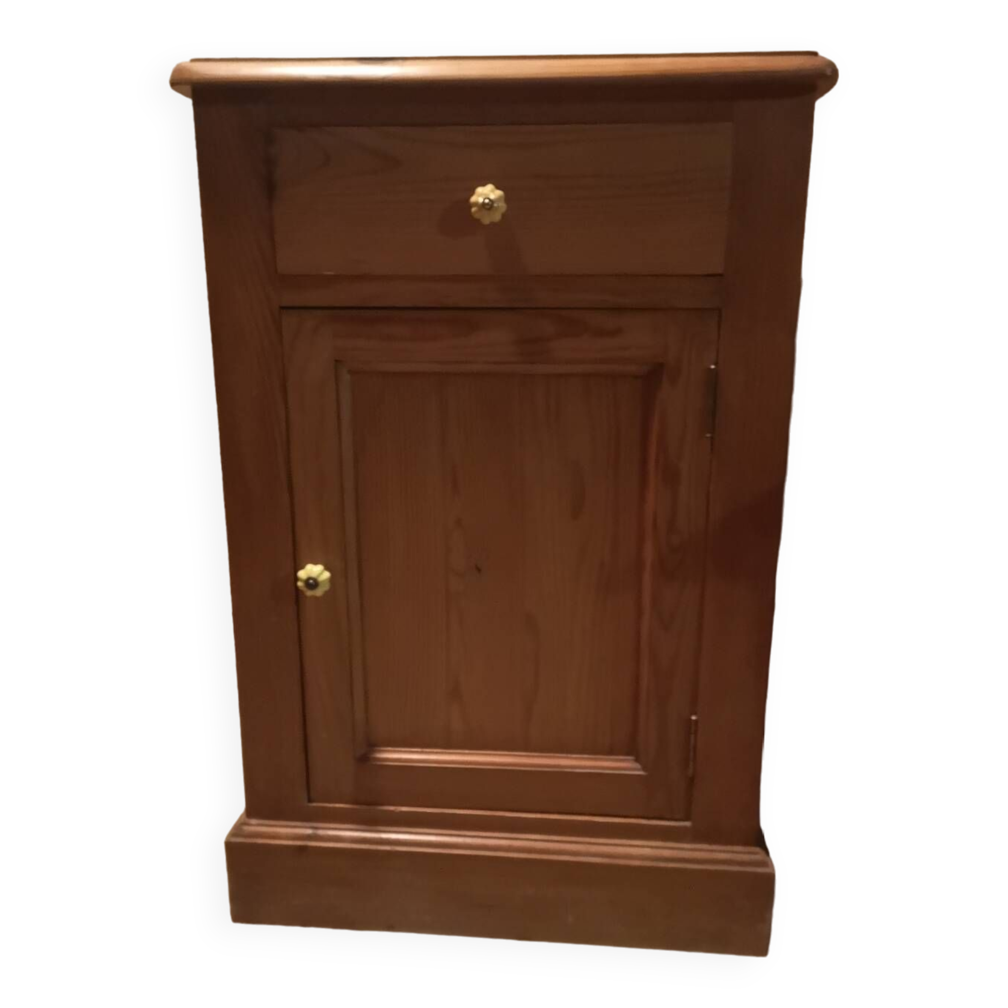 Solid pine jam maker