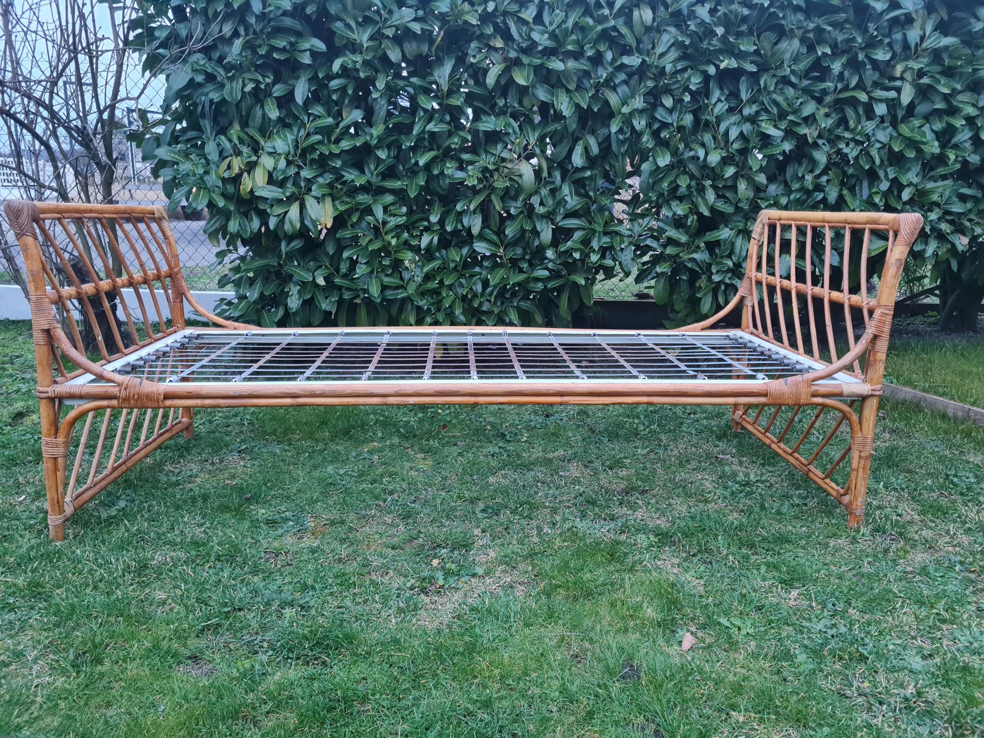 Rattan bed 1960