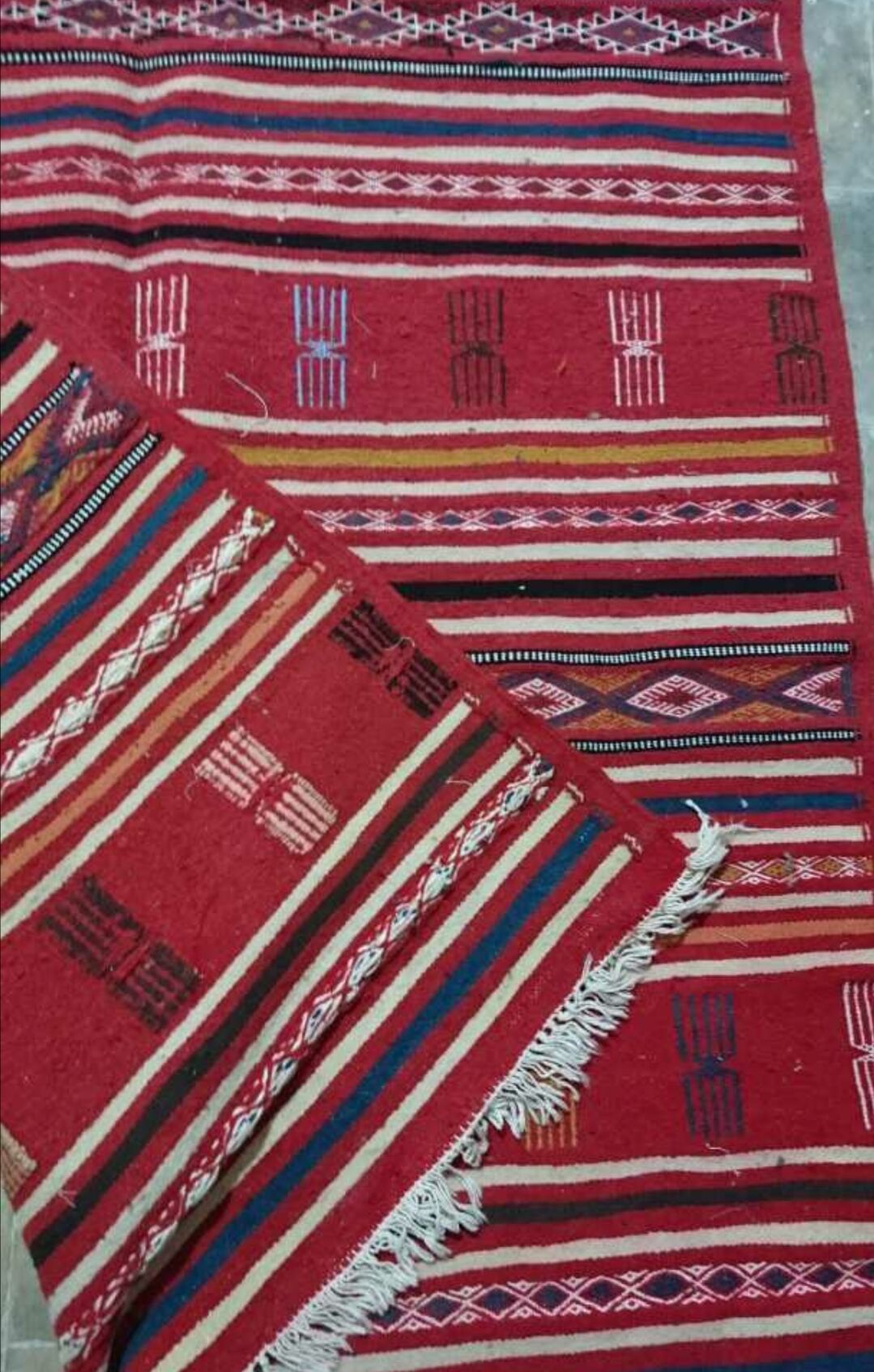 Berber carpet in wool 100x205cm