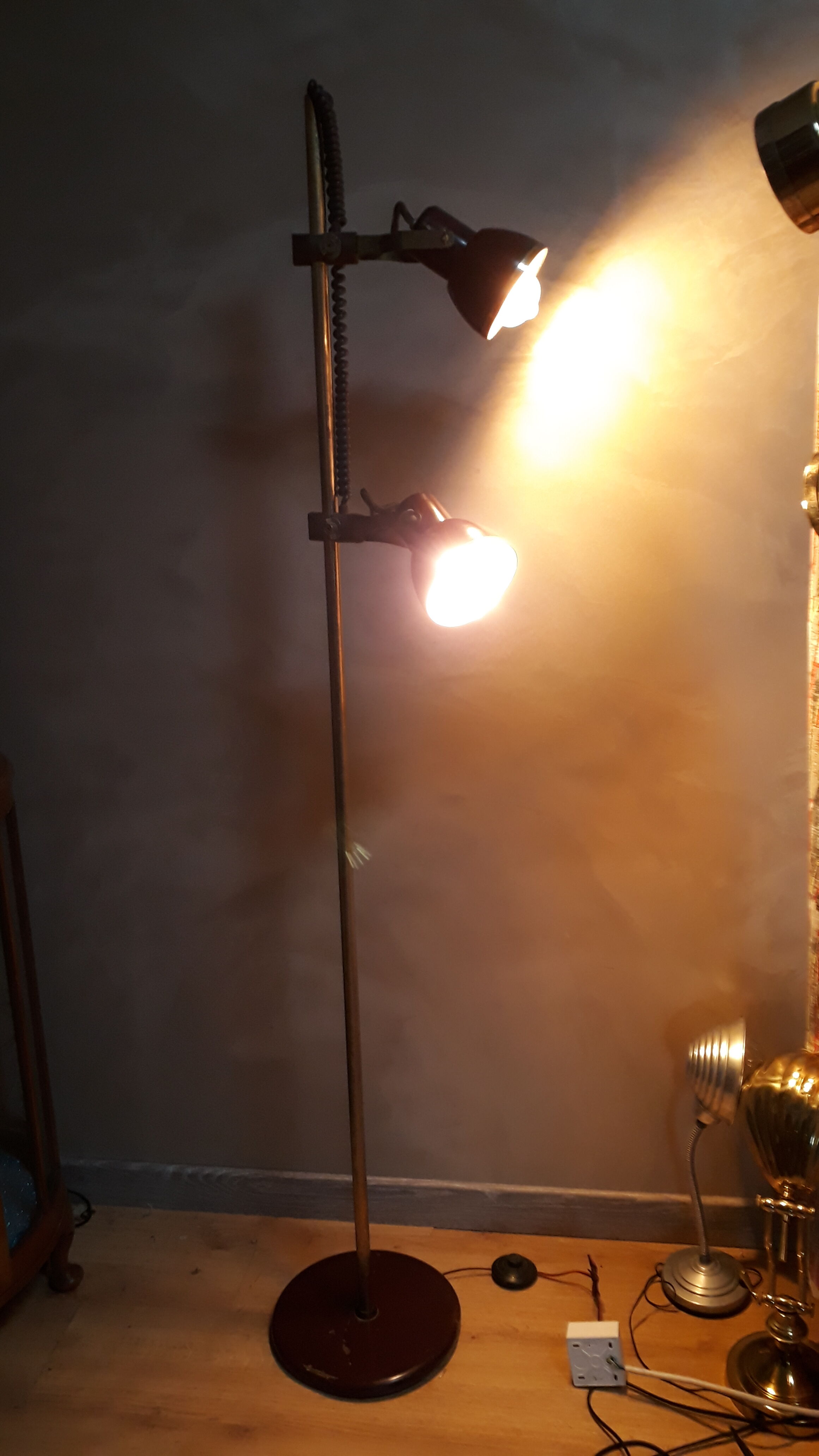 fase red lamppost 1950 2 spots