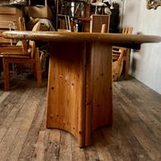 Large Scandinavian pine table - 6 chairs
