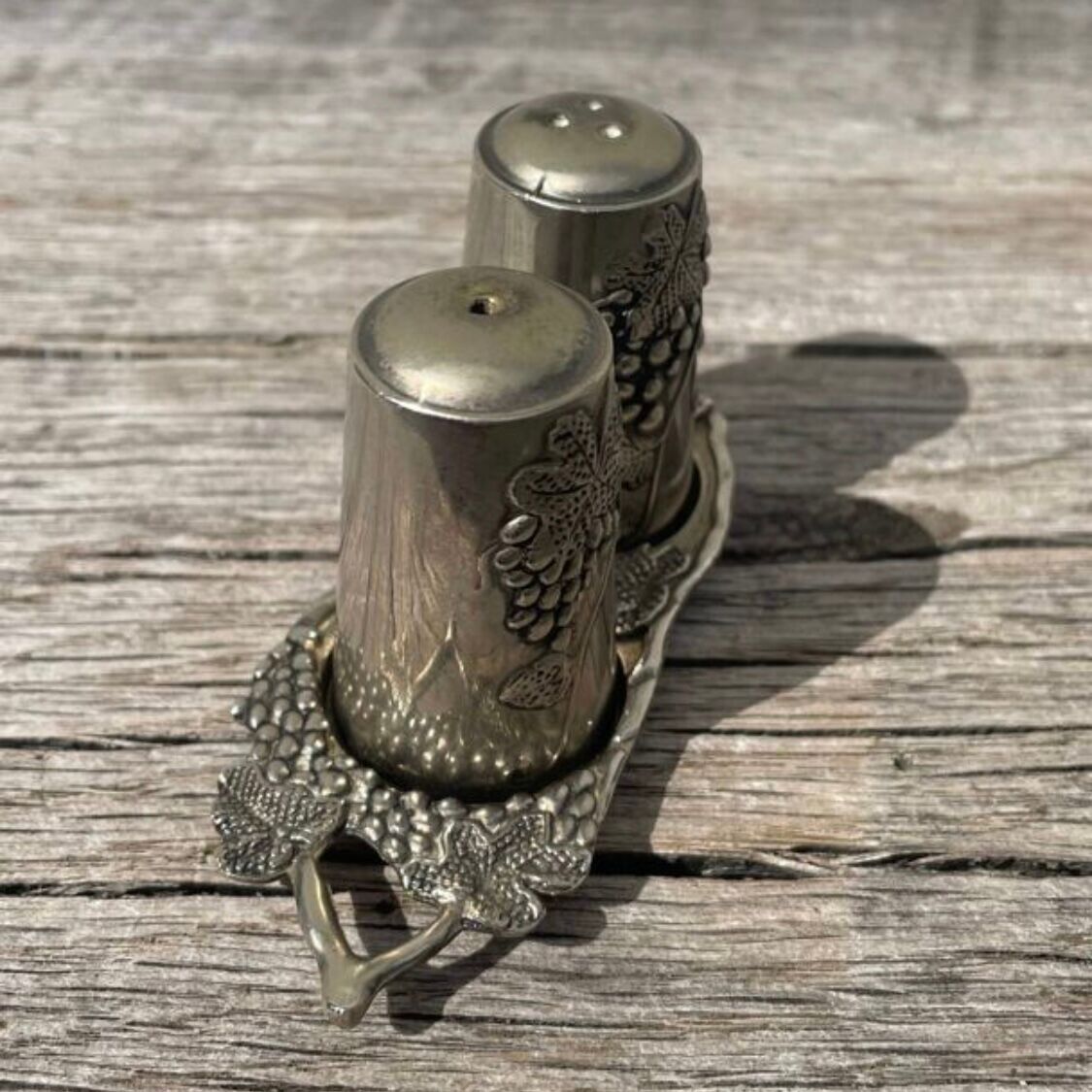 Silver-plated metal vine-shaped salt and pepper shakers