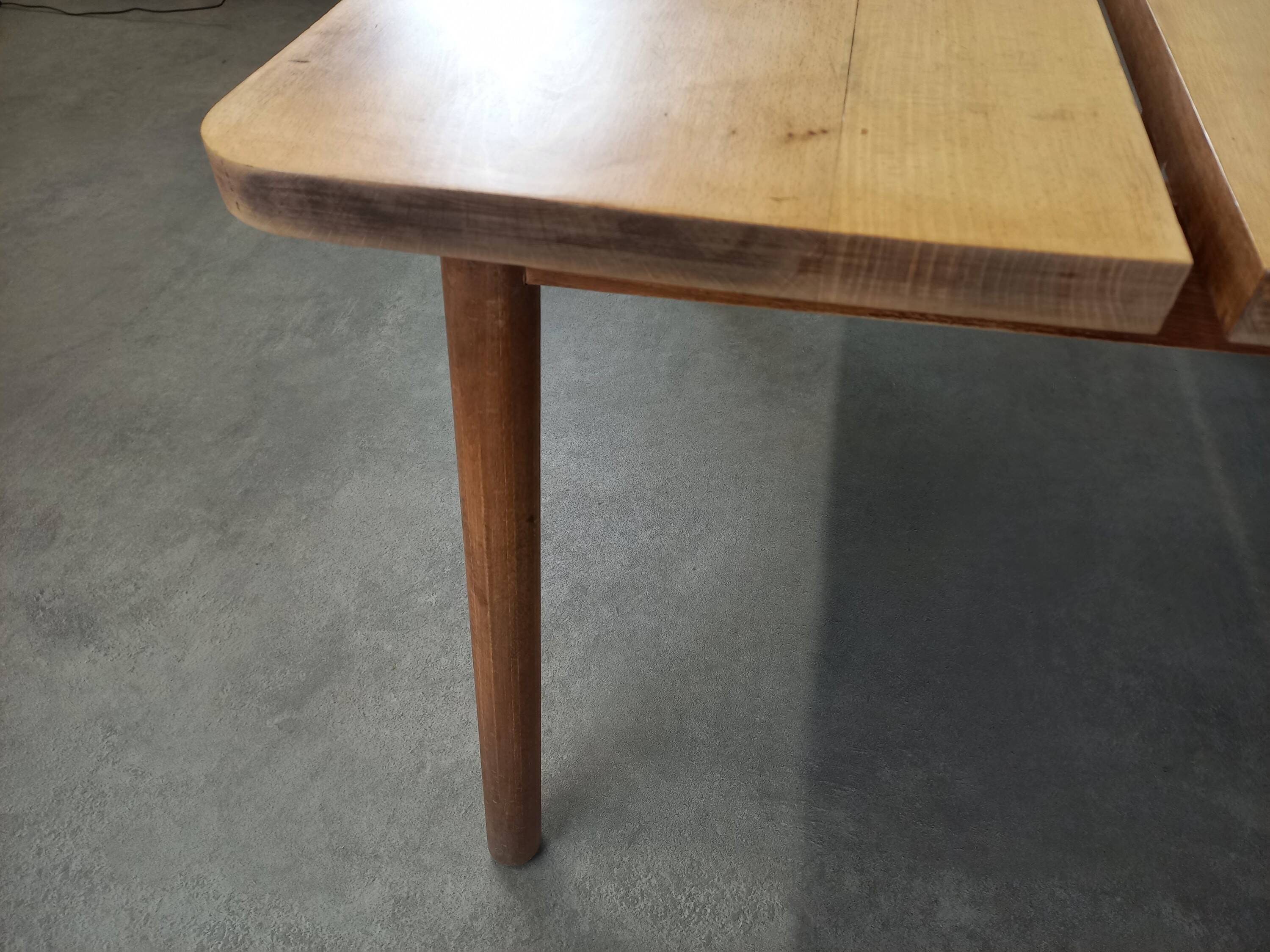 Pierre Gautier Delaye dining table attribution