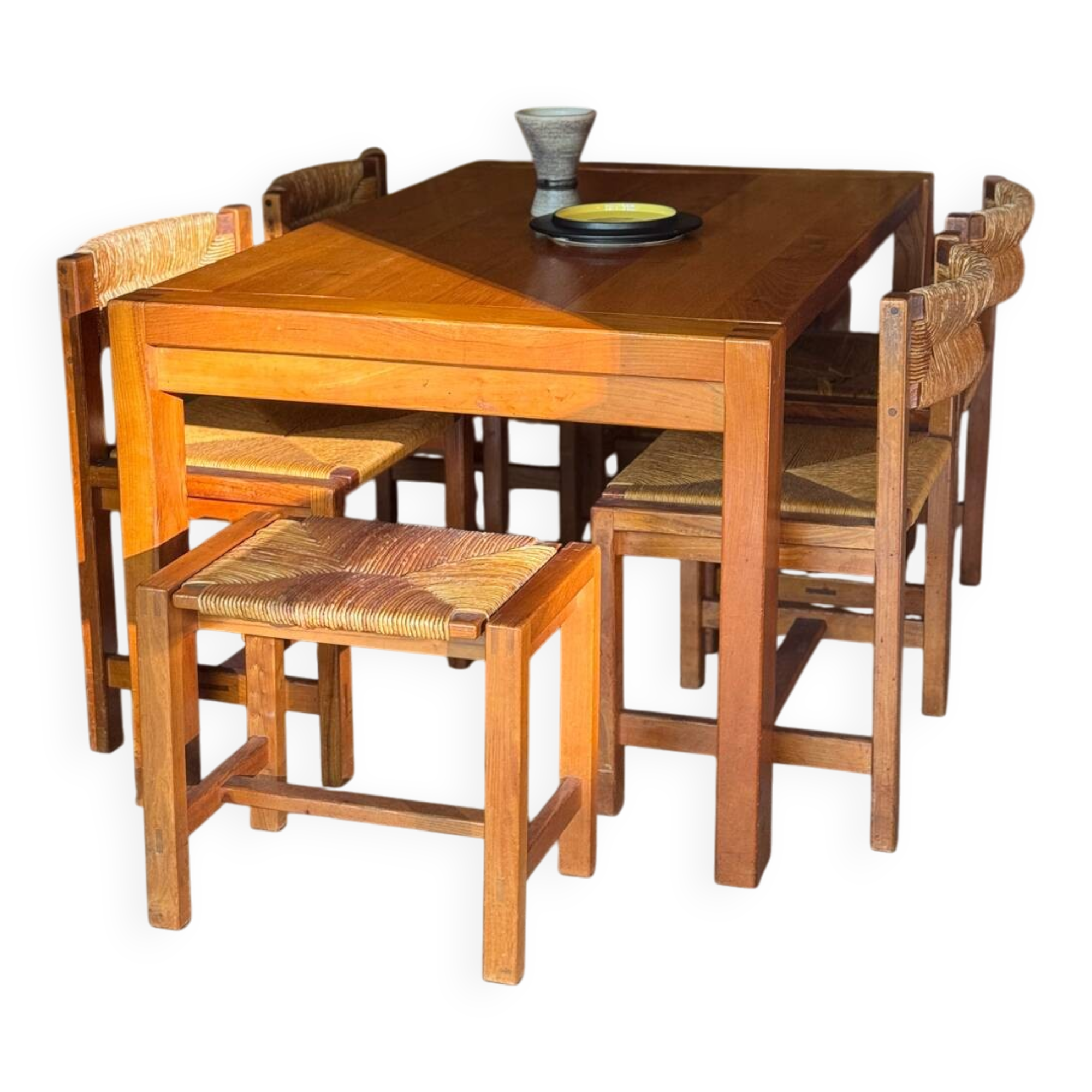 Regain 1970 table chairs