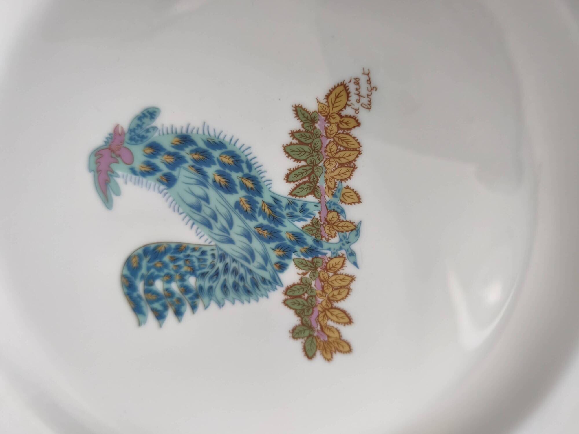 Large presentation plate in Limoges porcelain Bernardaud — Jean Lurçat
