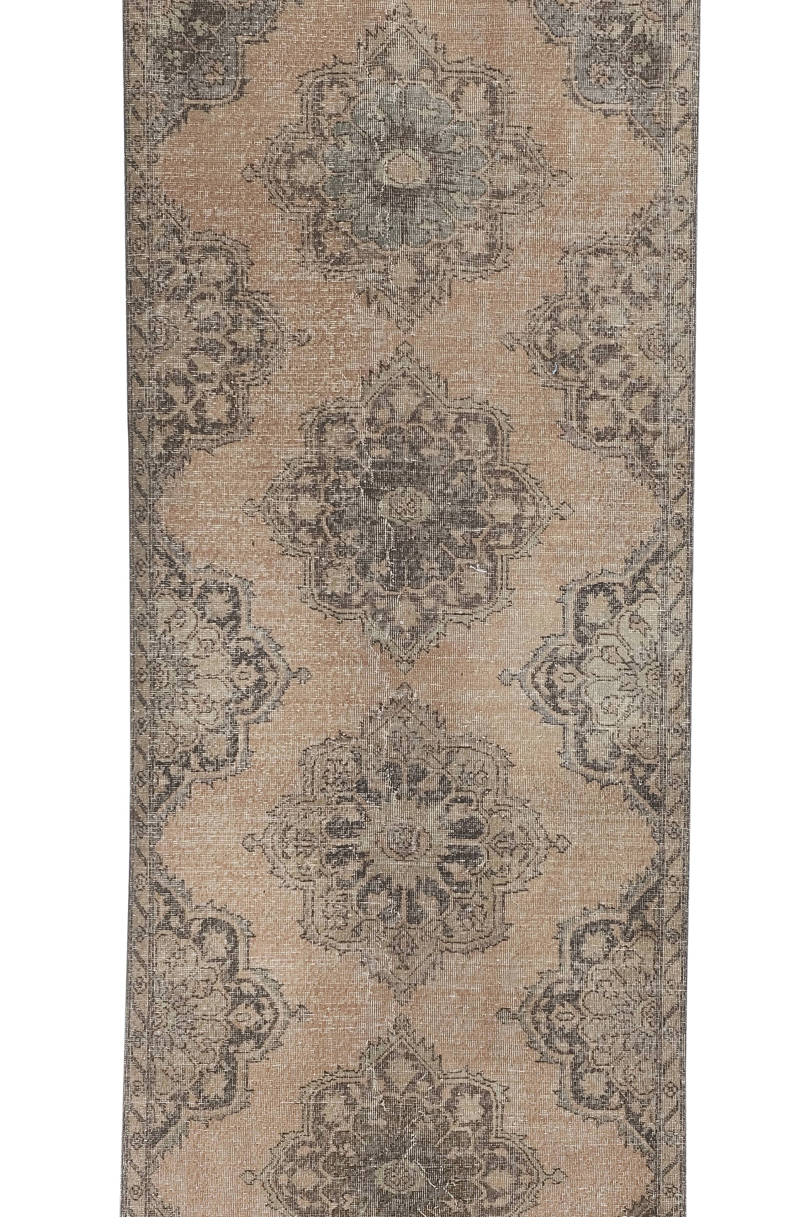 Vintage Turkish rug from Oushak, hand-woven 115x383 cm