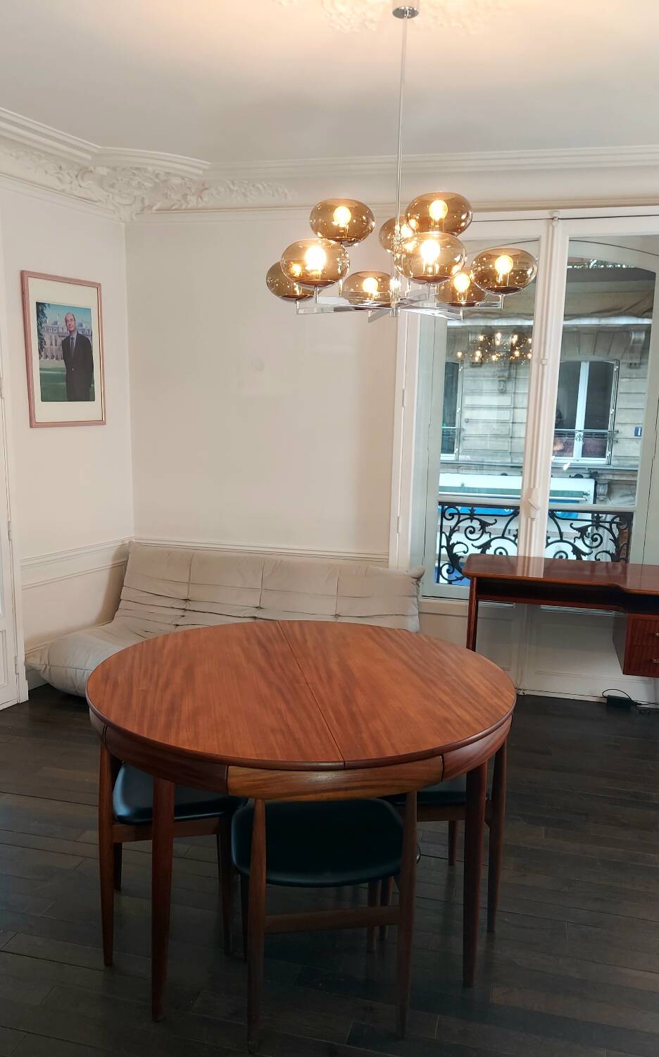 “Roundette” chair and extendable table set stamped Frem Røjle by designer Hans Olsen - 1962