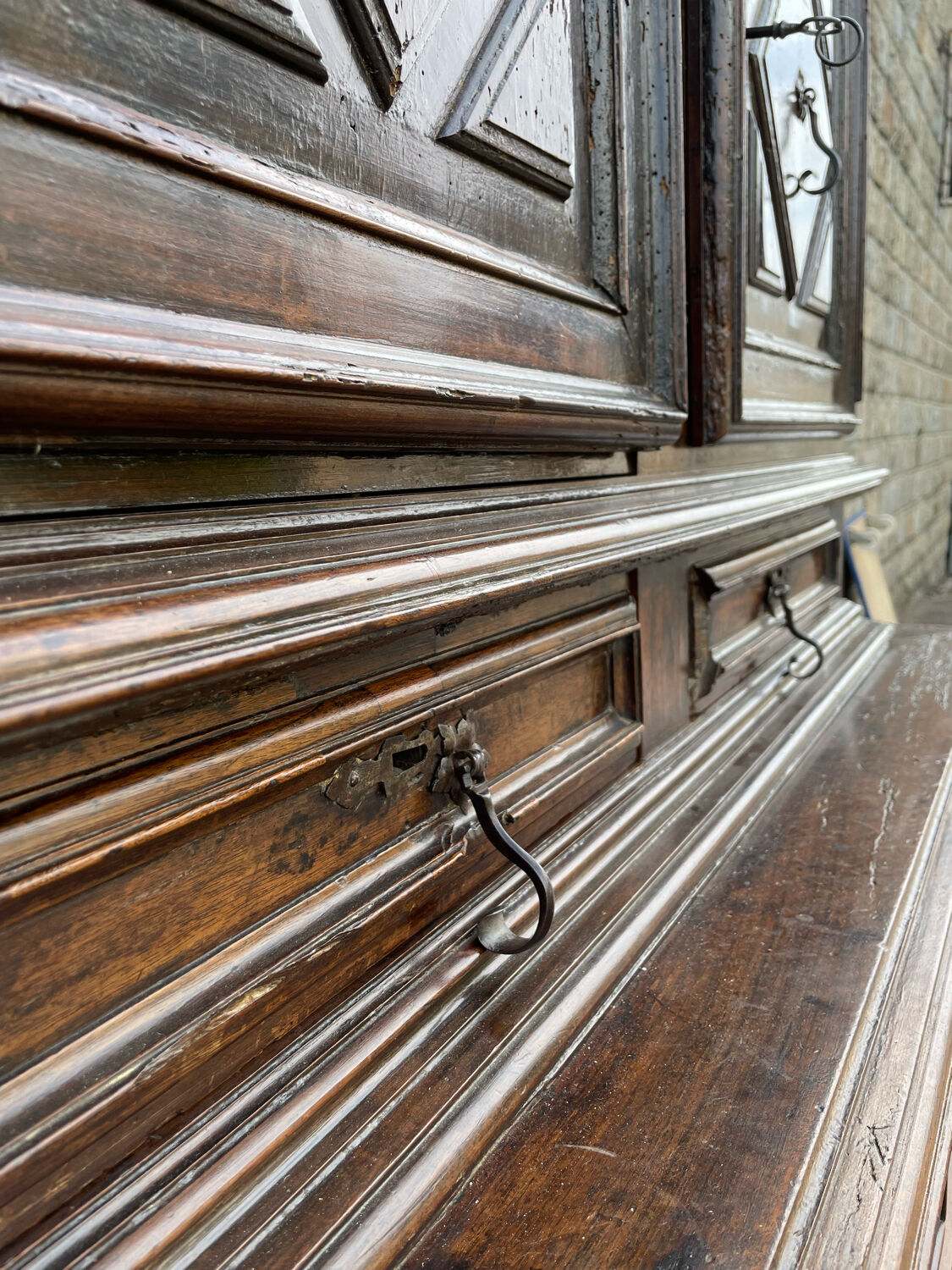 Buffet d'époque Louis XIII  du 18ème siècle