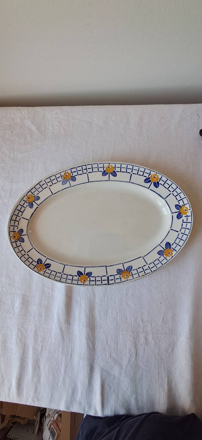 Sarreguemines Ribeauvillé Model Dish. Vintage