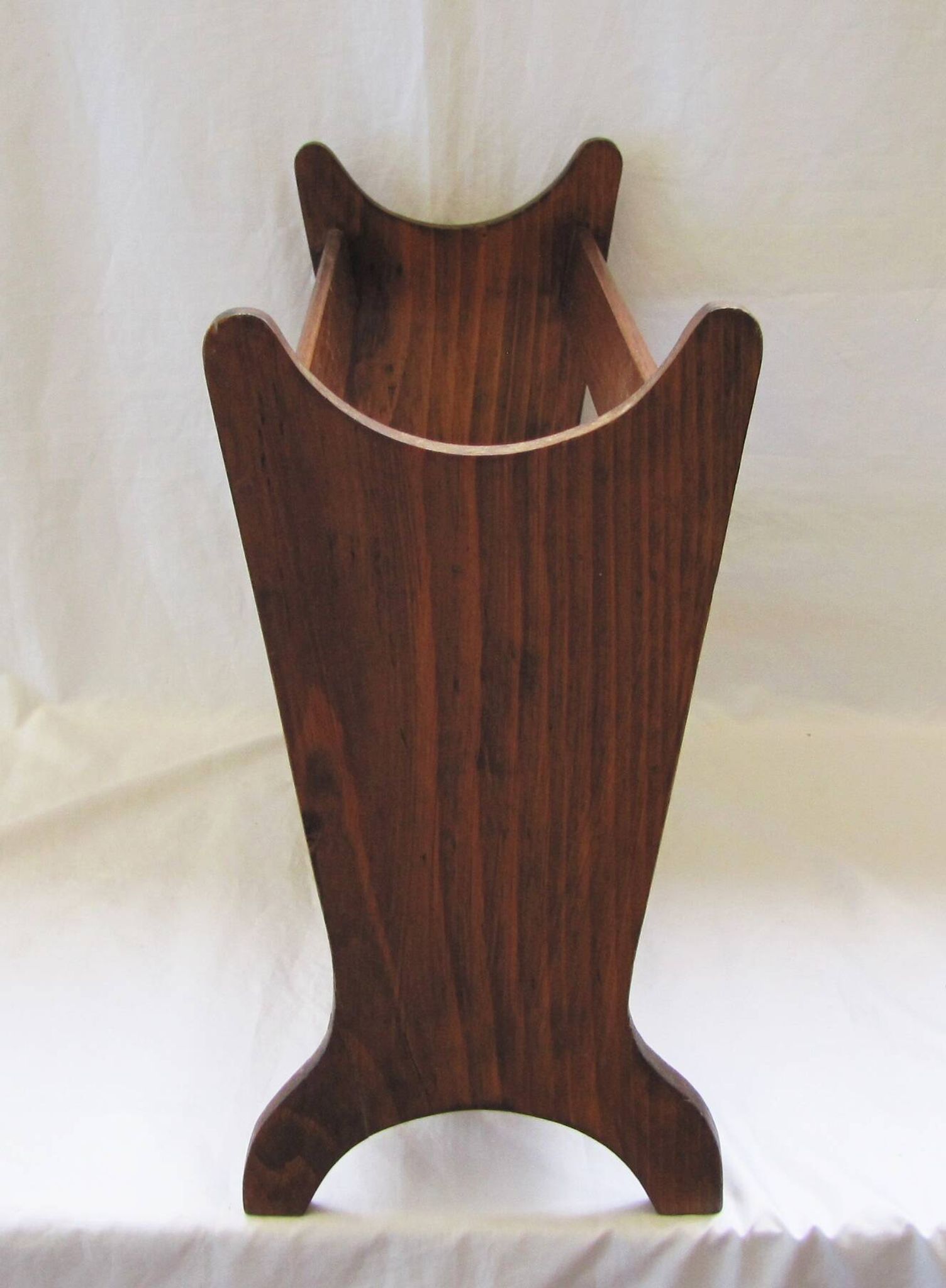 Porte-revues en bois
