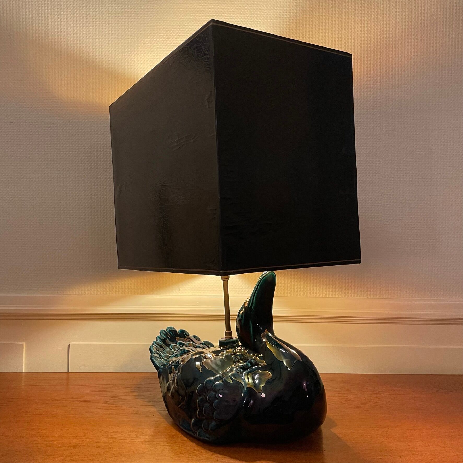 Art deco duck lamp