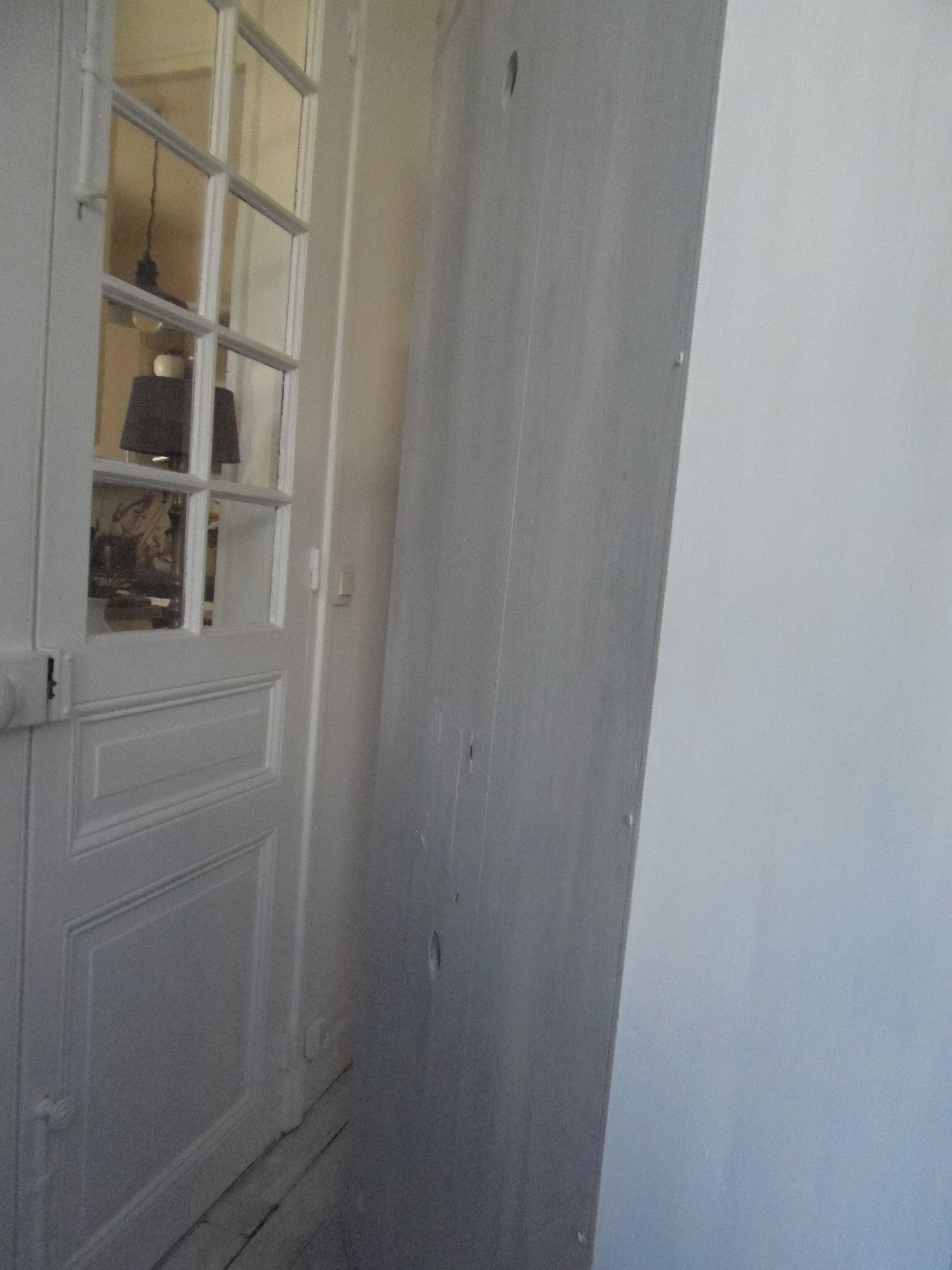 Pearl grey patinated bookcase