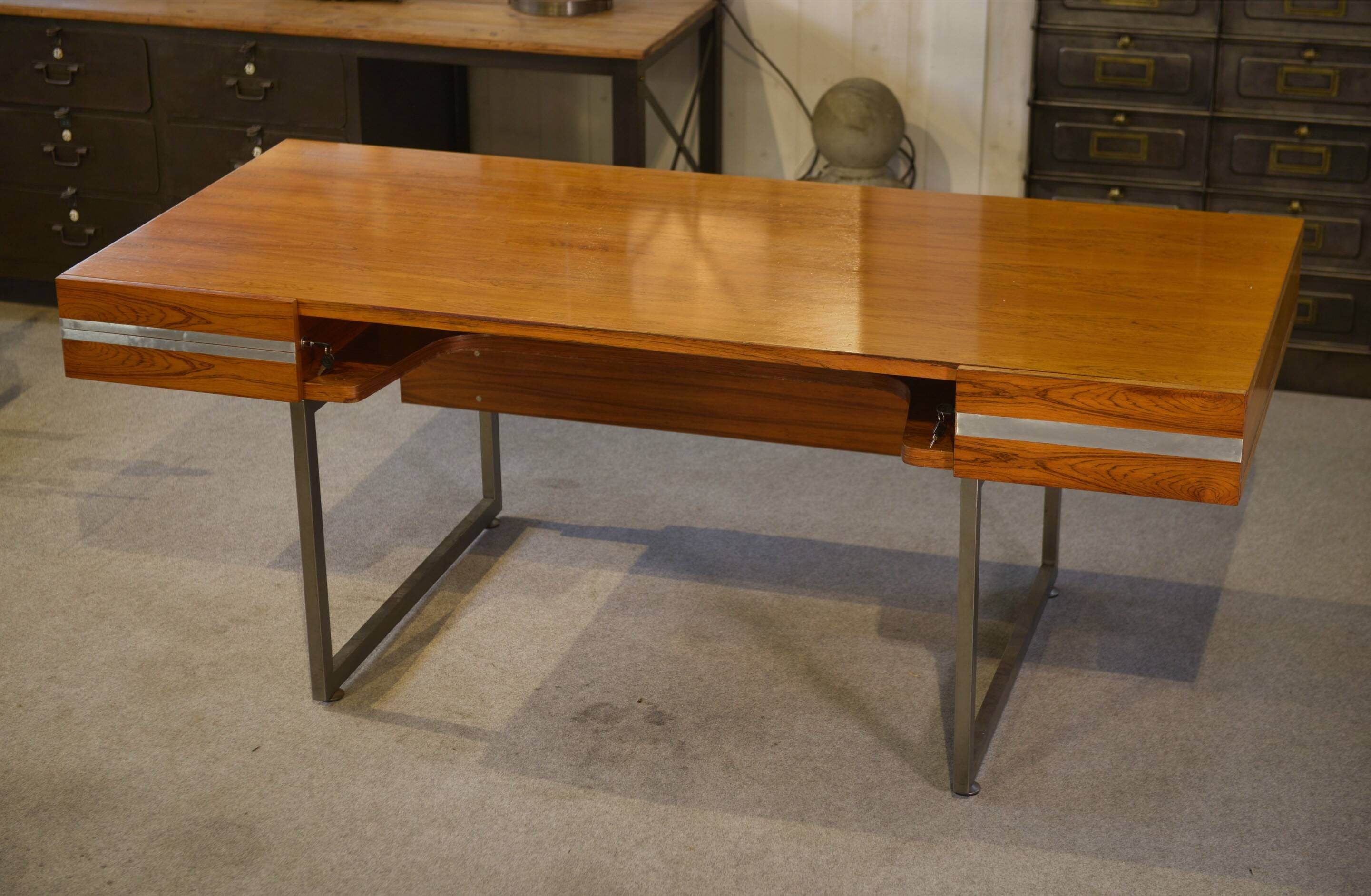 Minister's desk in rosewood by Claude Gaillard and Henri Lesetre for Ligne Roset 1970s
