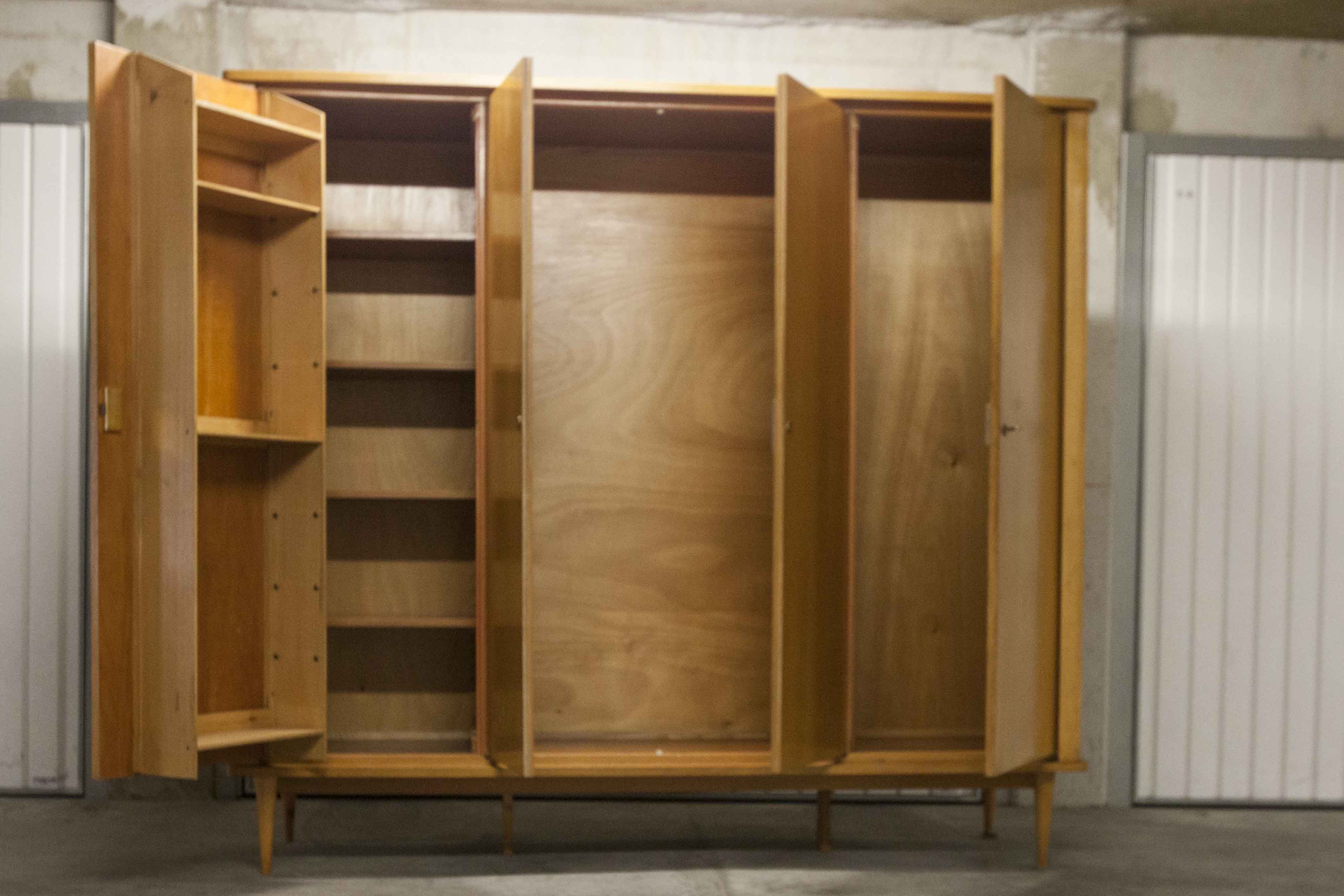 Scandinavian wardrobe 1960 honey color 4 doors L 205 cm