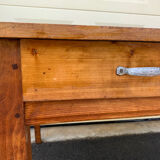Farm table