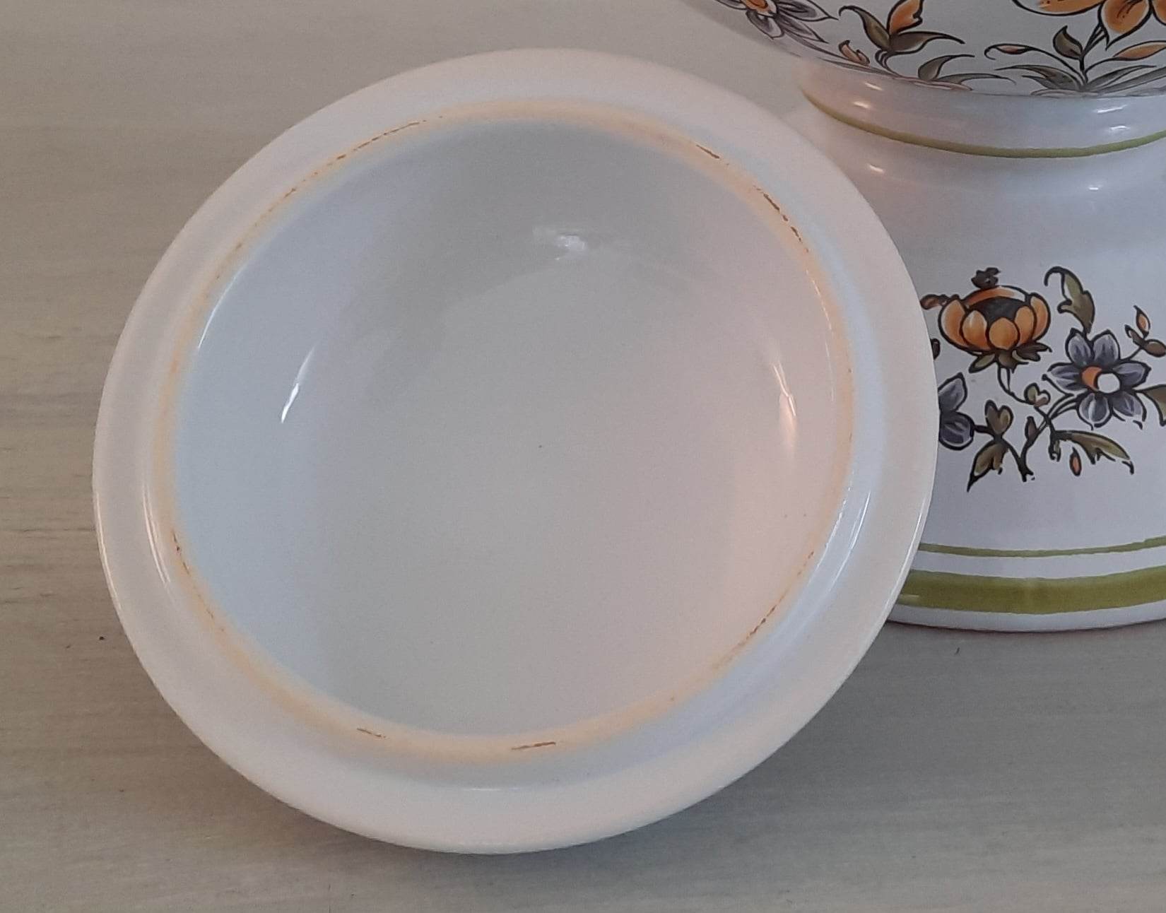 Apothecary pot "gentiane" in faience of moustiers