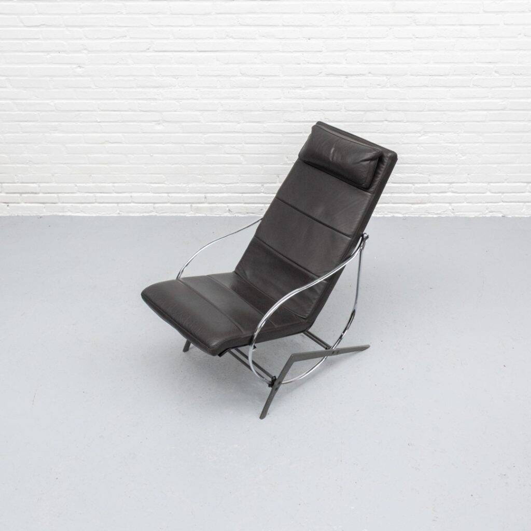 Zanotta Smirne chaise longue Gianfranco Gualtirotti