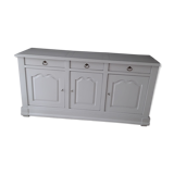 Buffet dining room