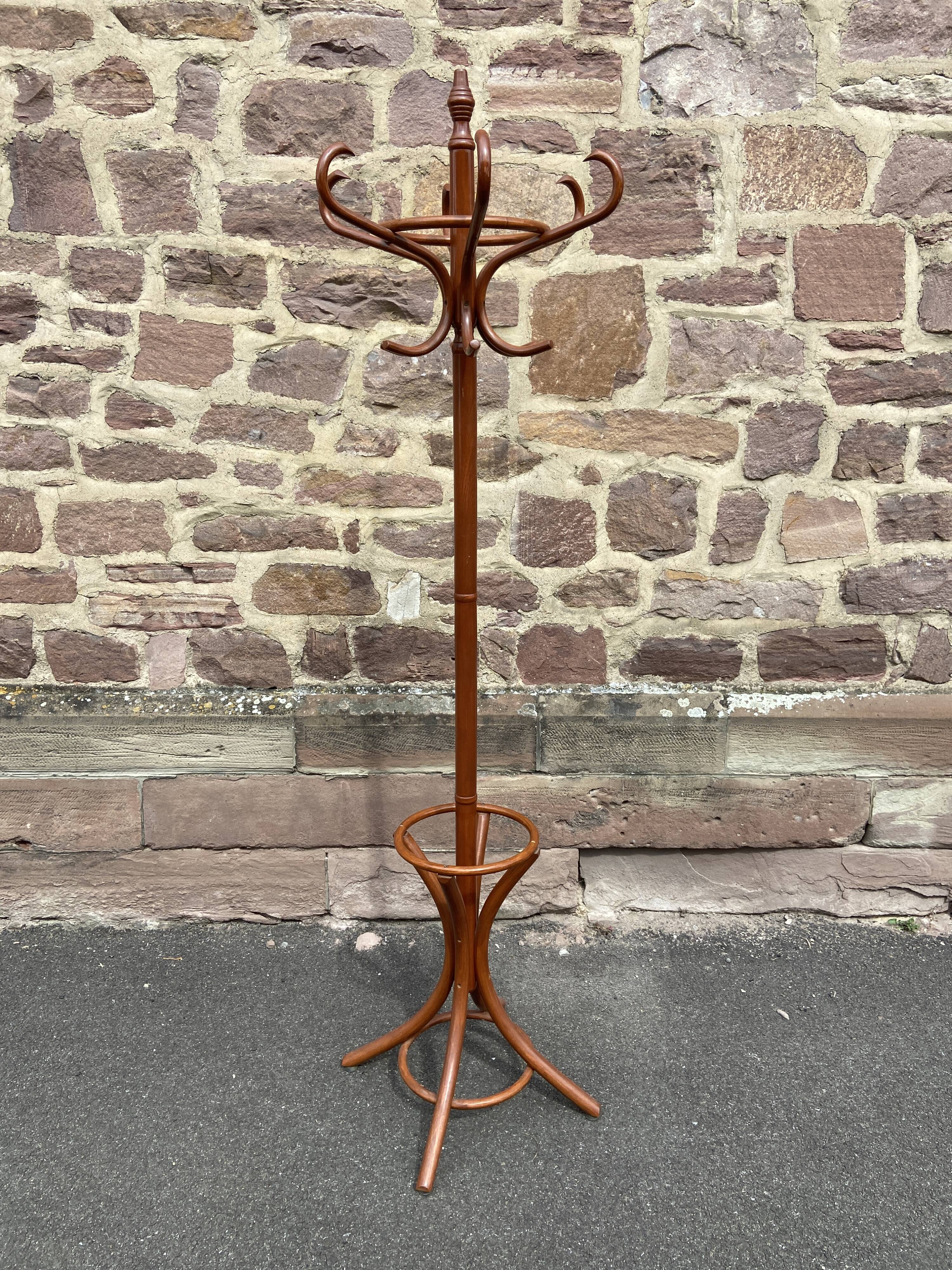 Portemanteau perroquet en bois courbé
