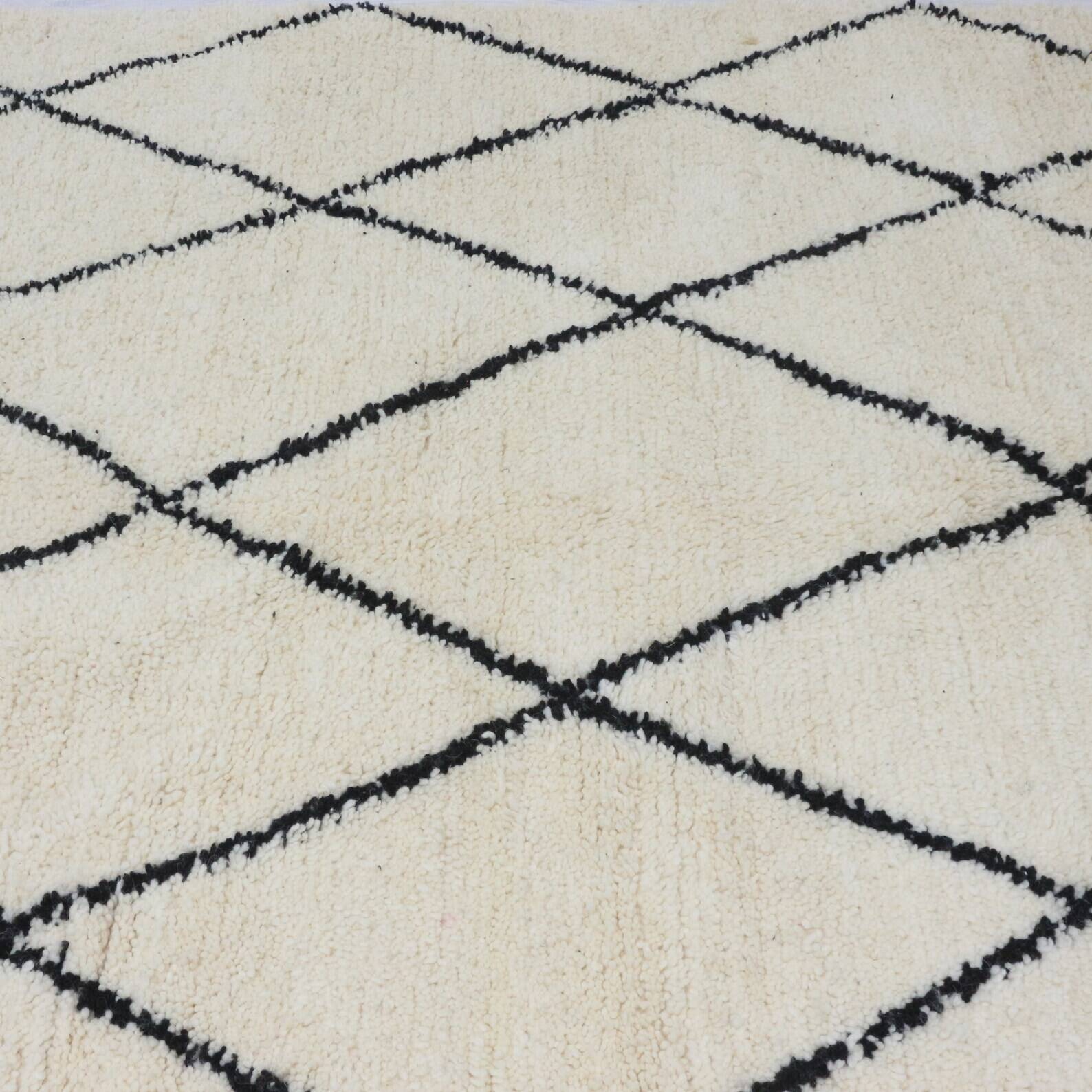 Berber rugs, Moroccan rugs and crafts 253 x 160 cm