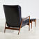 Fauteuil avec repose-pieds d'Ib Kofod Larsen