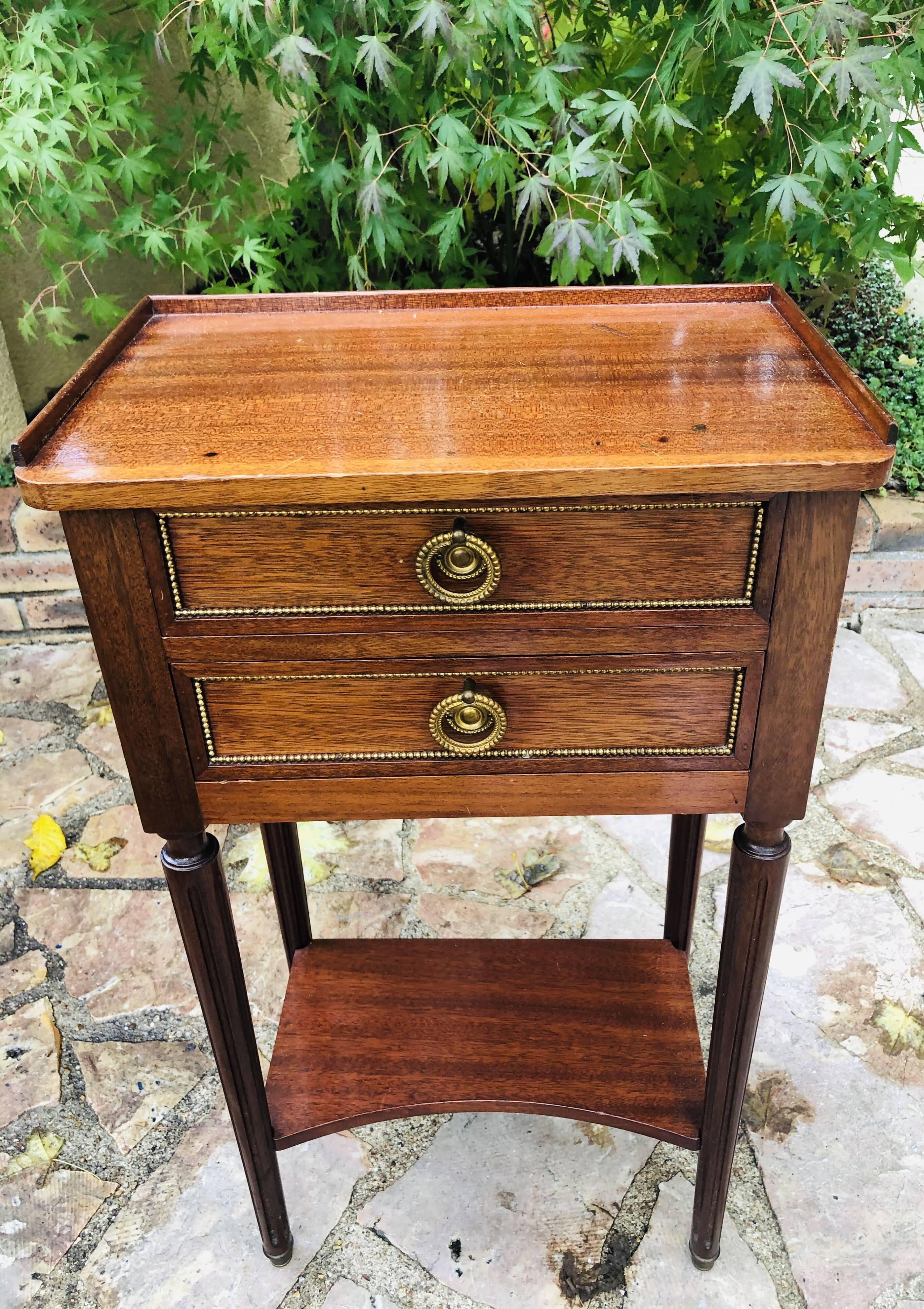 Board-style wooden bedside