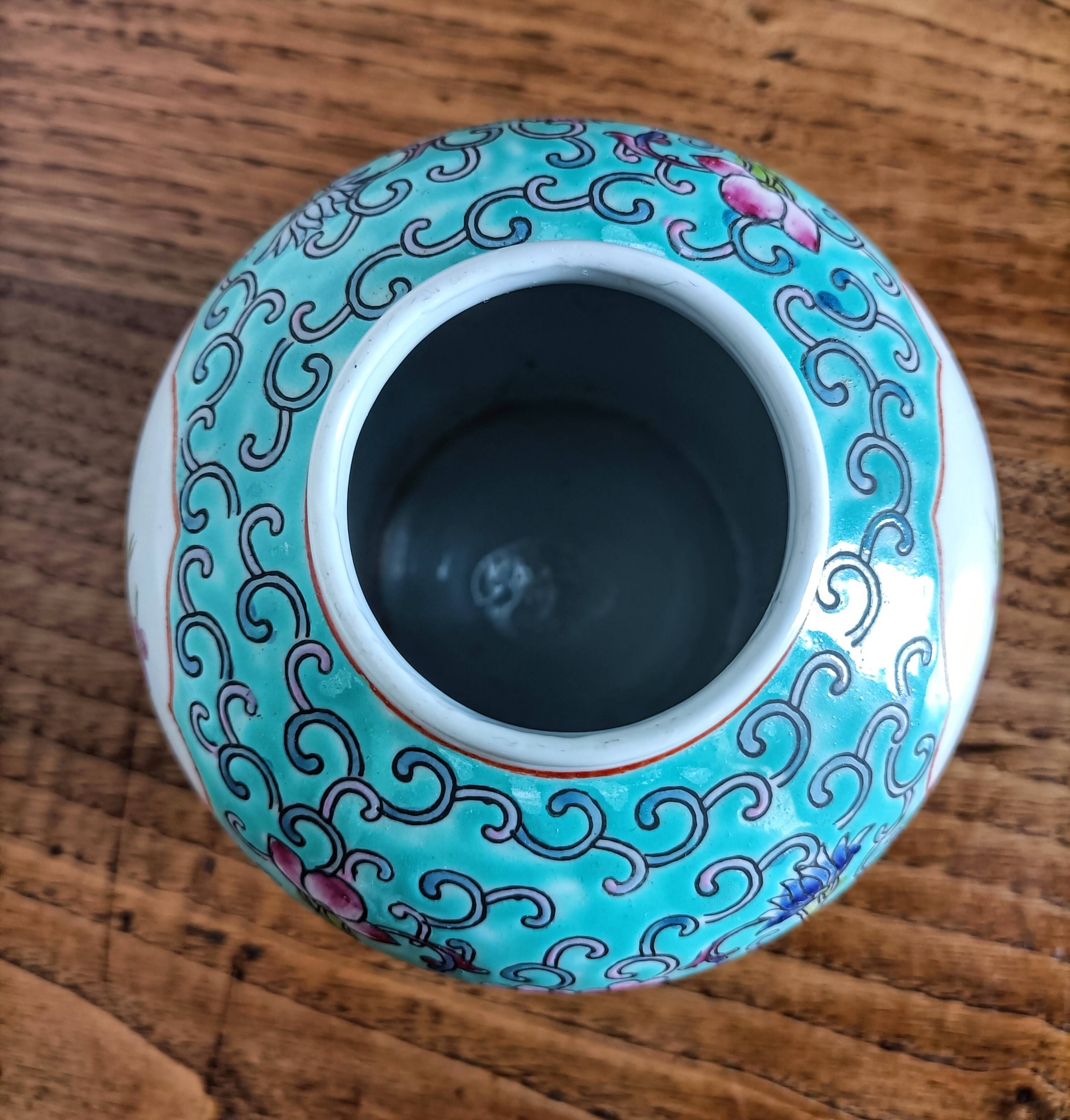 Chinese Jingdezhen tea or ginger pot