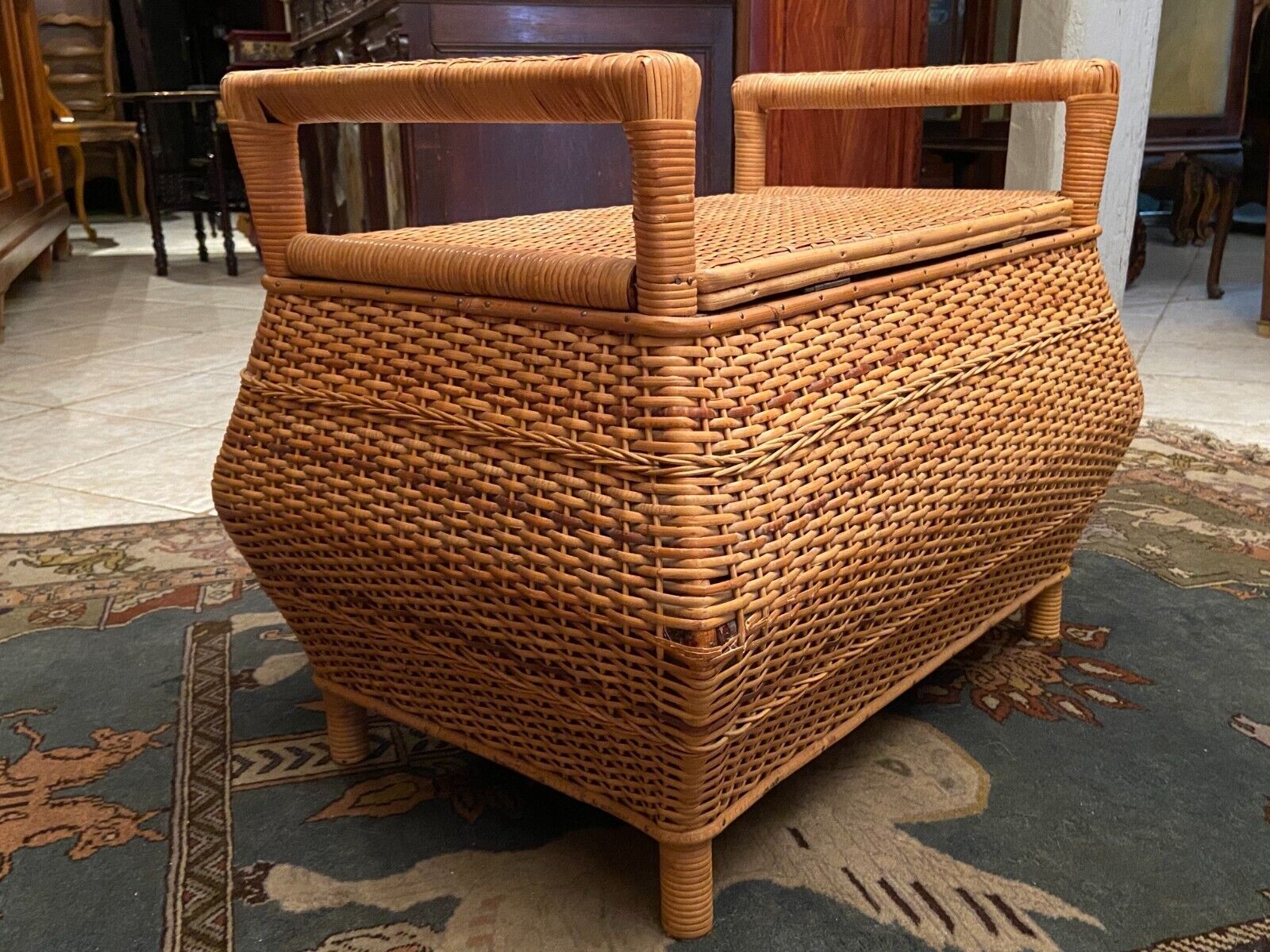Rattan bench chest 1970-1980