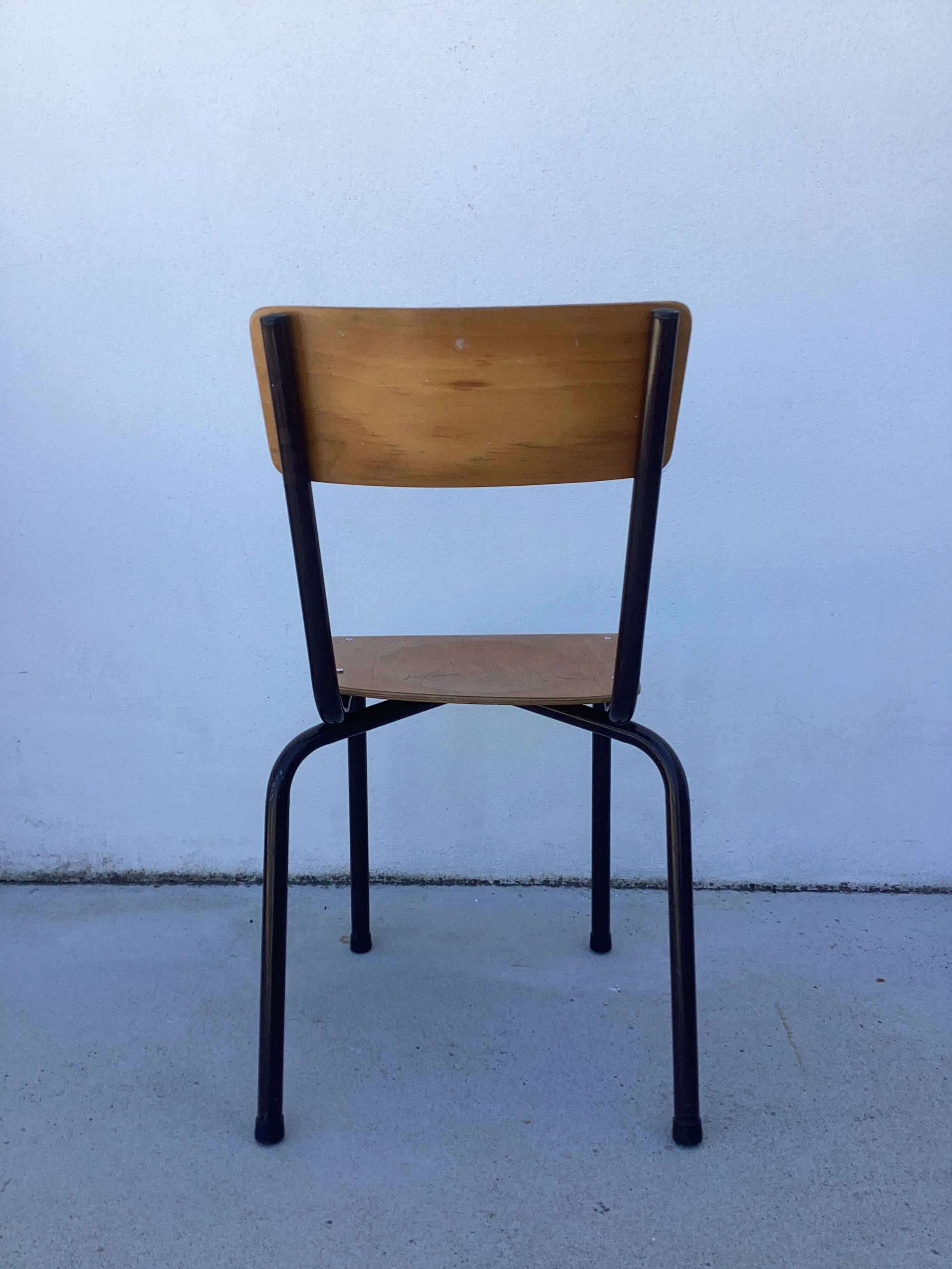 Chaise d'école bois et métal pour grand enfant