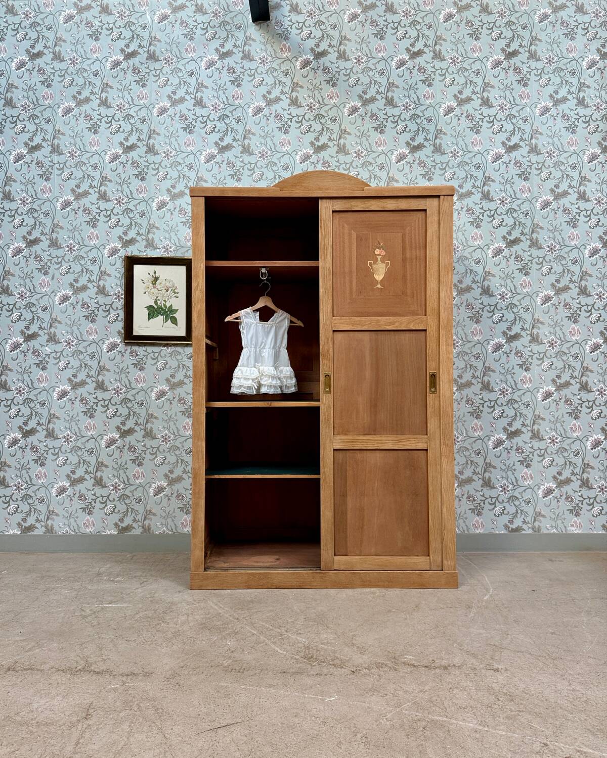 Large Art Deco wardrobe with sliding doors (renovated)