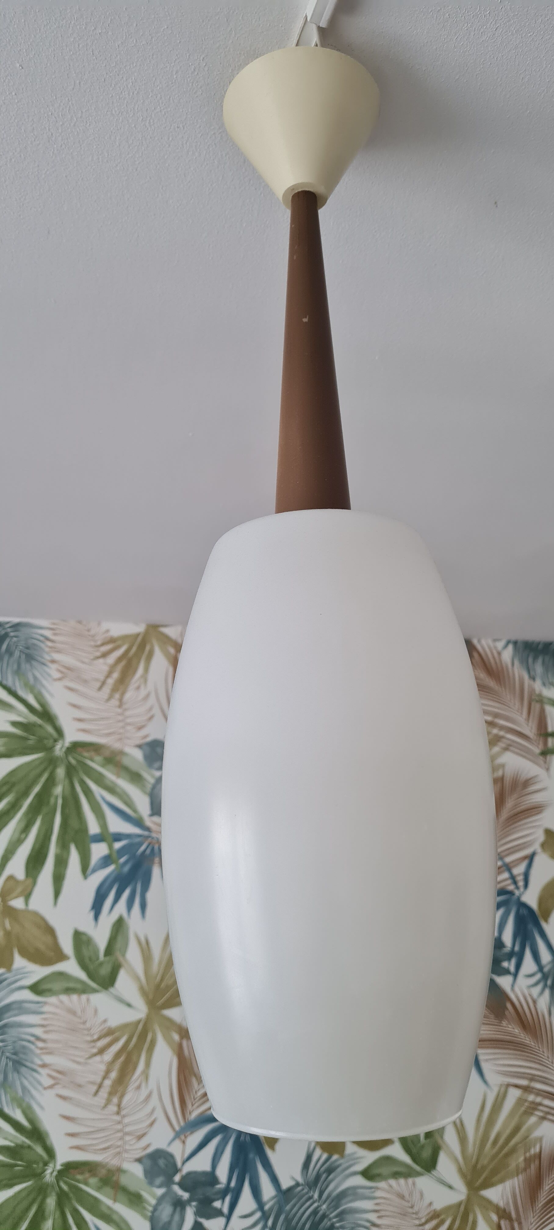 Scandinavian opaline suspension from 1960