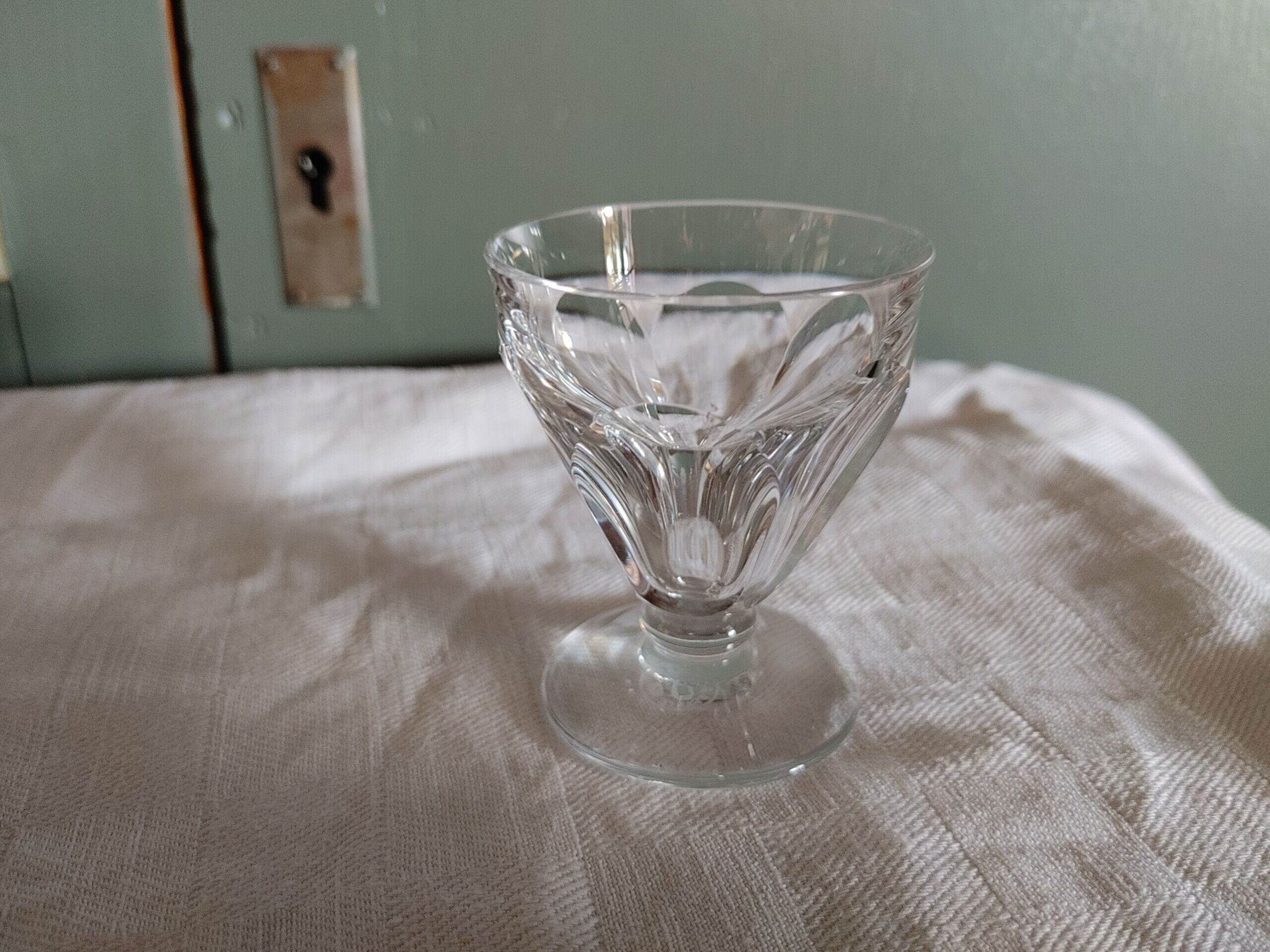 BACCARAT 1 crystal liqueur glass model TALLEYRAND - pad under the foot