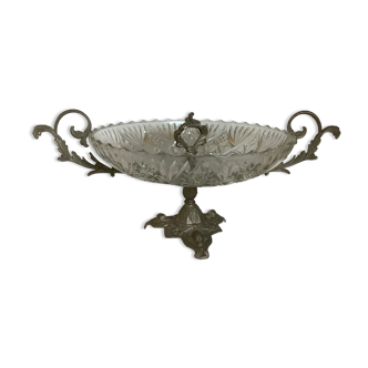 Centerpiece stemmed cup