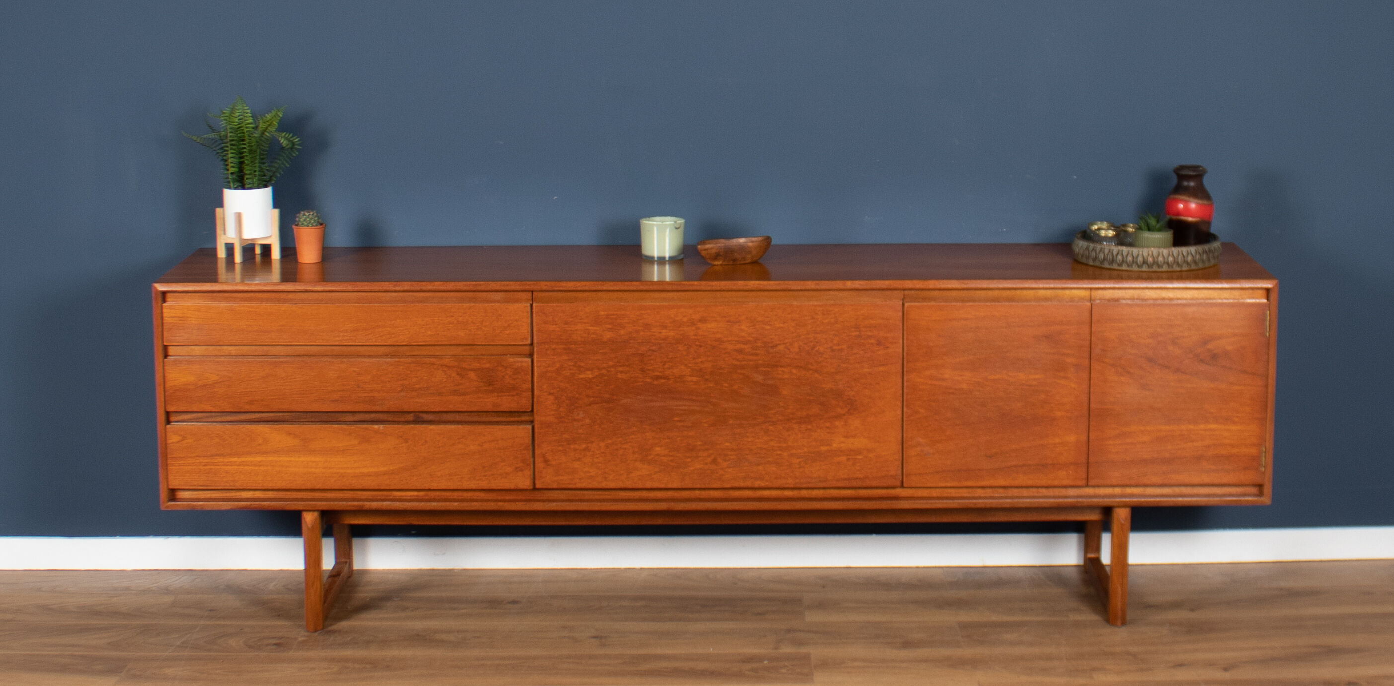 Long retro teak 1960s white & newton 'chilgrove' sideboard