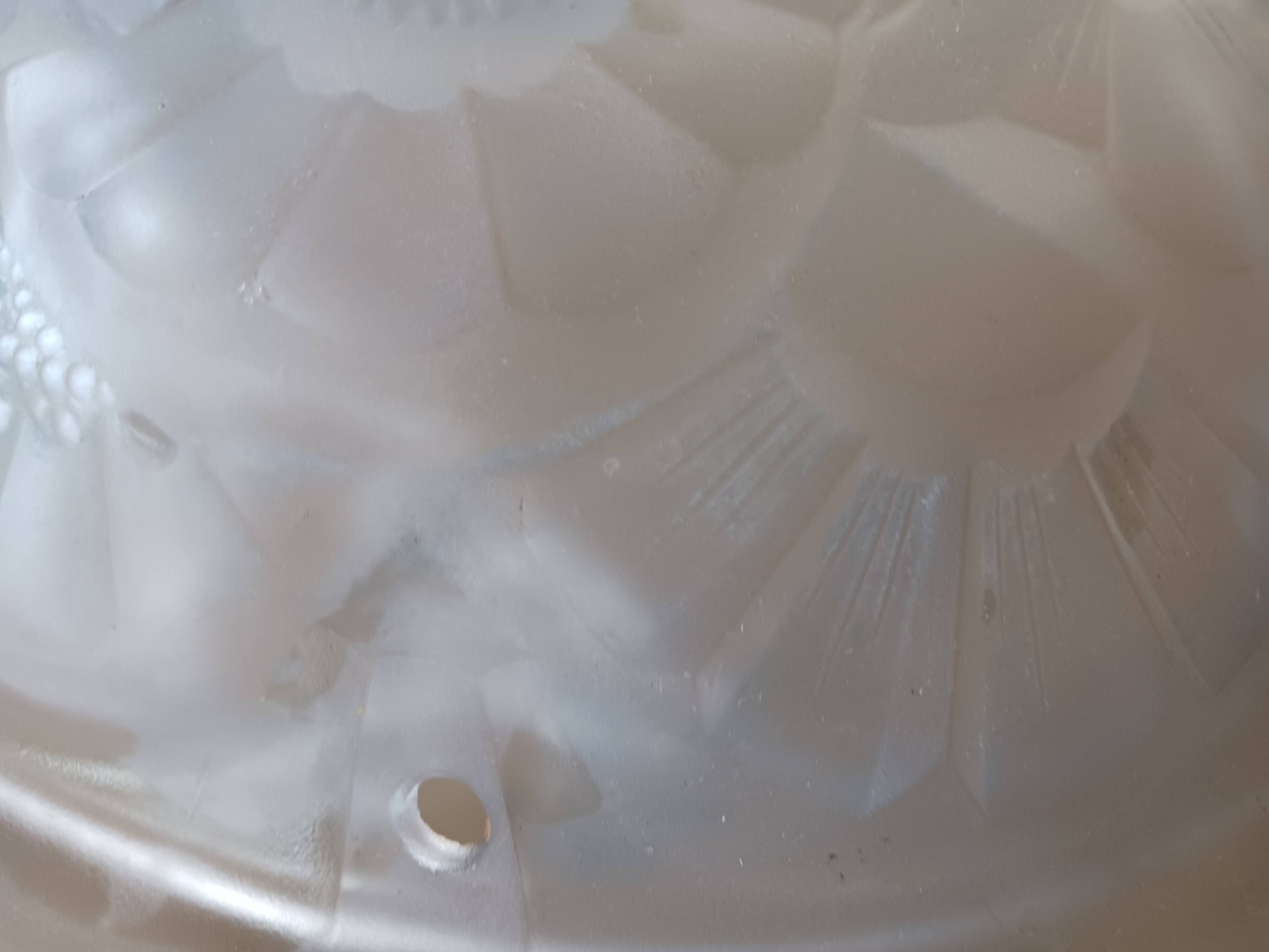 Art Deco basin signed Degué.