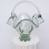 Basket-shaped glass basket