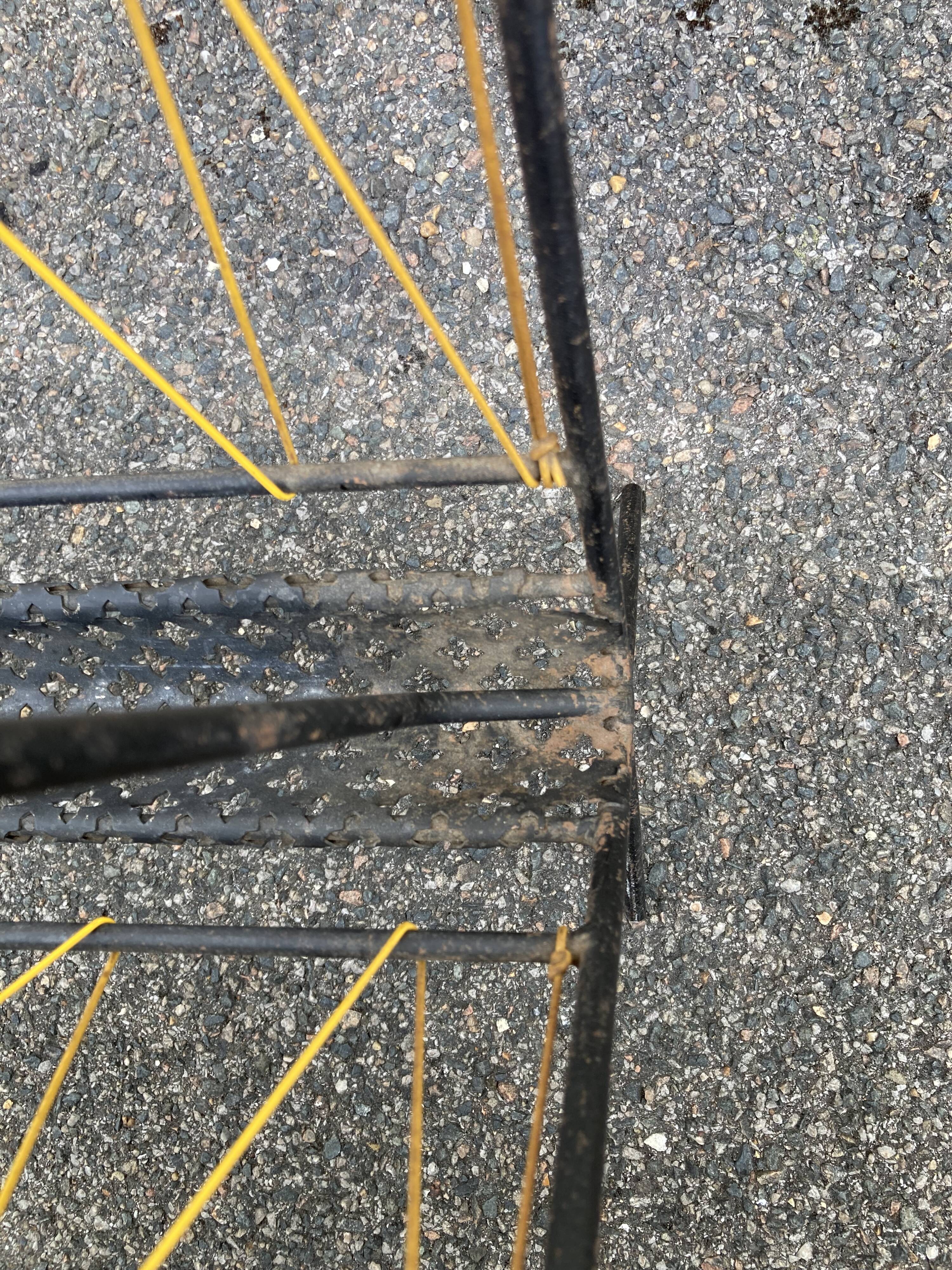 Magazine rack in the style of Mathieu Matégot (1910-2001)