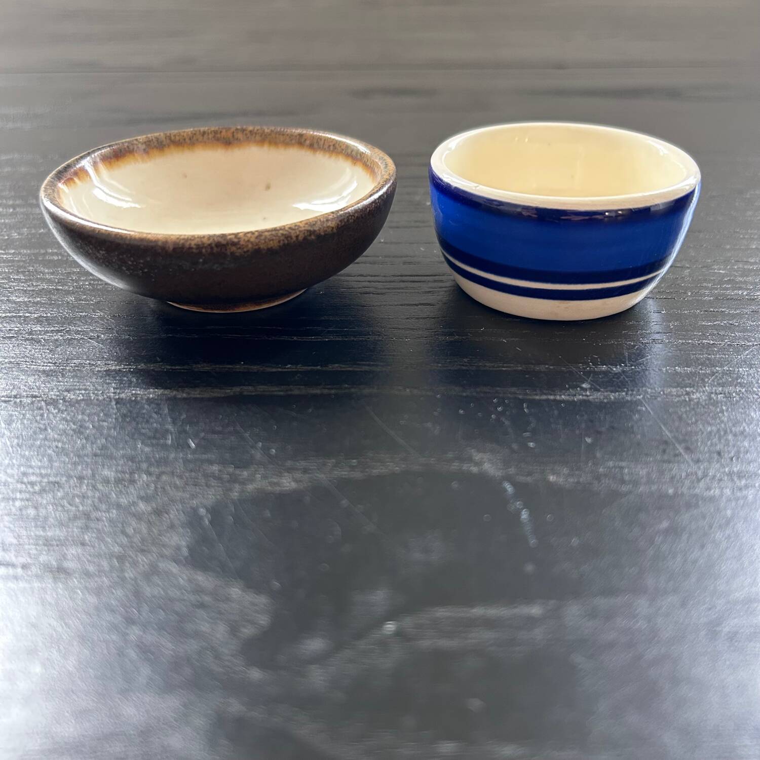 Duo of butter dishes signed HB Quimper