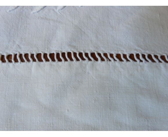 Drap Ancien En Metis Brode Sur Decouverte Monogramme Db Selency Drap Ancien En Metis Brode Sur Decouverte Monogramme Db Selency