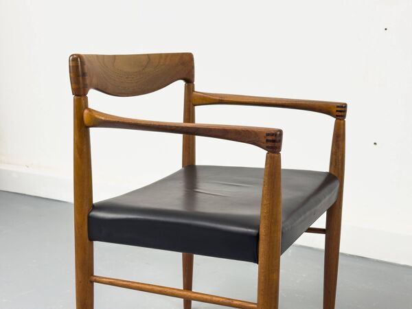 Fauteuil en teck et cuir par H. W. Klein pour Bramin, années 1960.