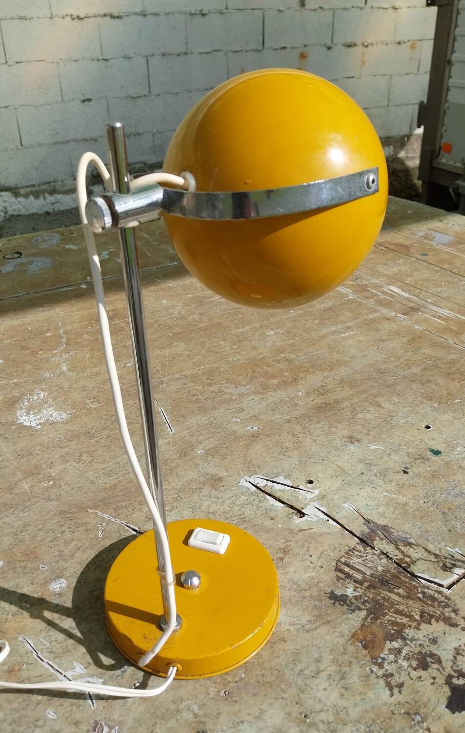 Eye Ball lamp from the 70s