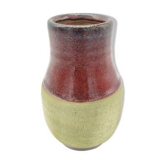 Swedish vase in pistachio sandstone and ox blood