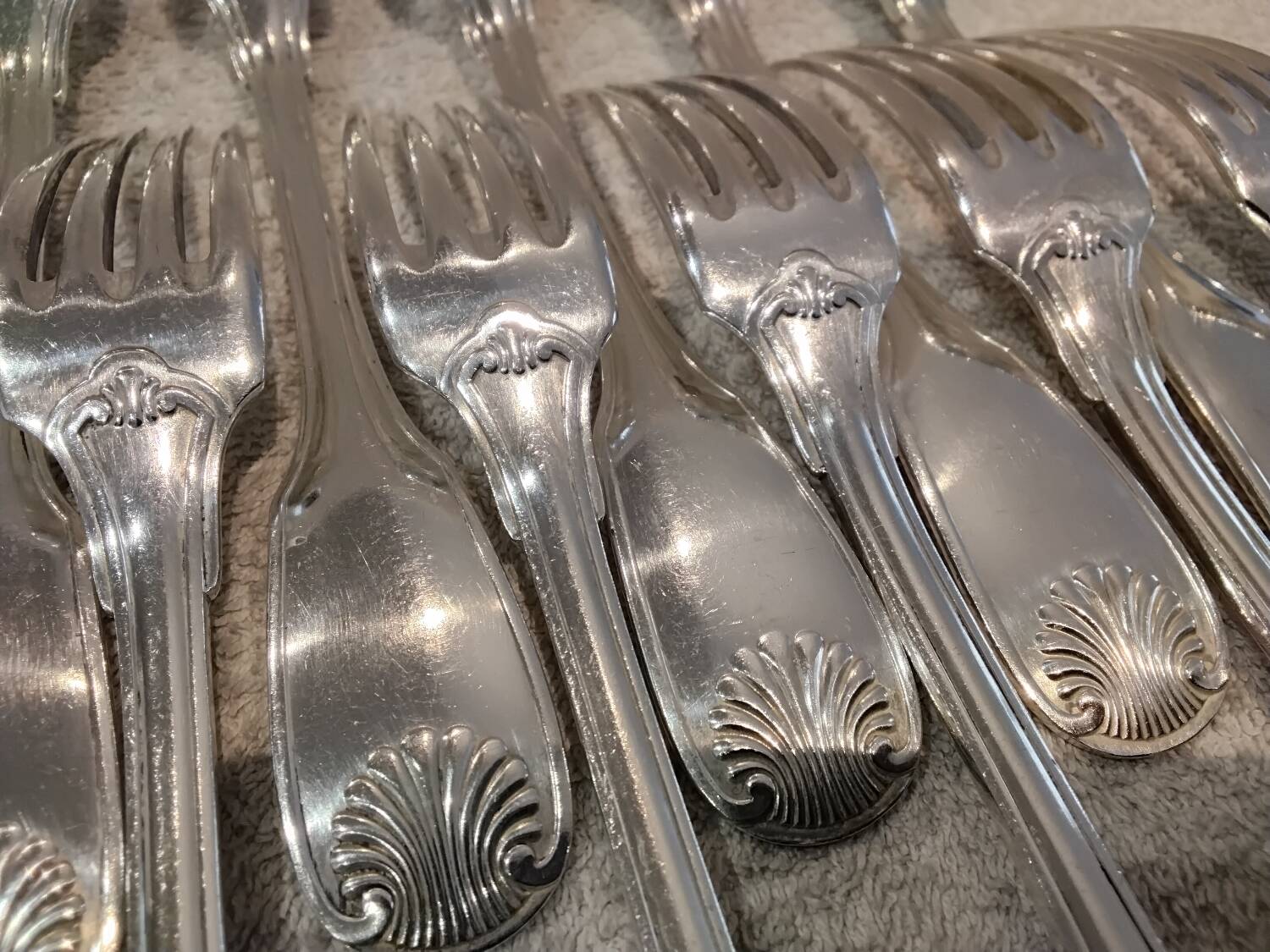 12 silver-plated table forks by Christofle Vendôme