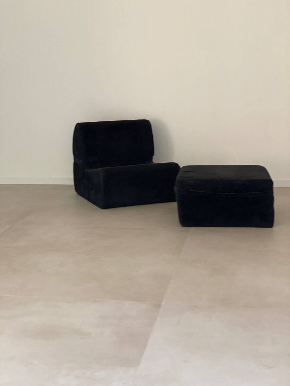 Vintage fireside chair and pouf