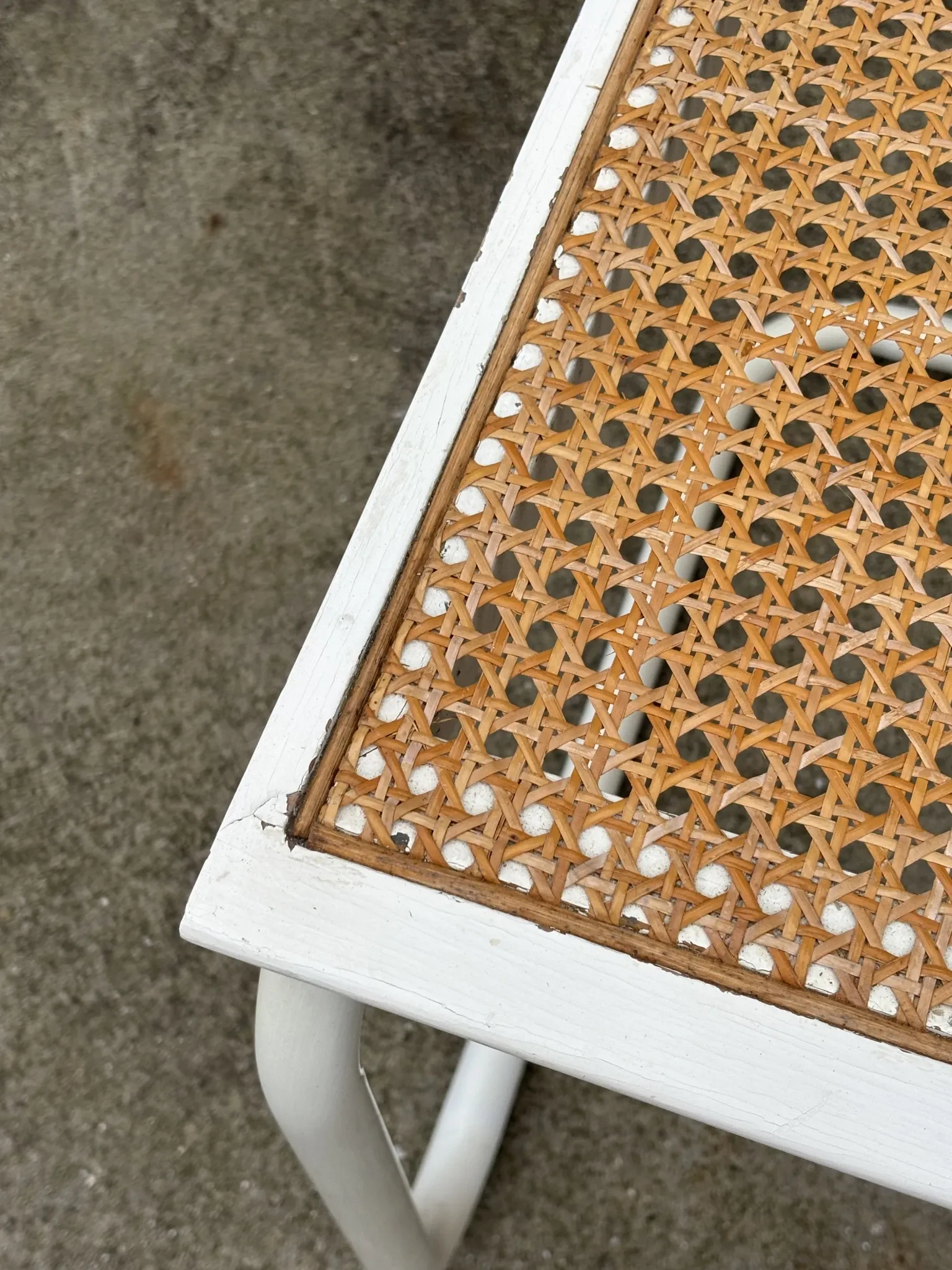 Cesca design chair b32 model in white