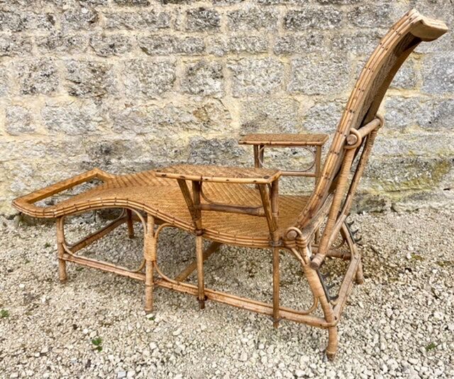 Old rattan chaise longue 20th century