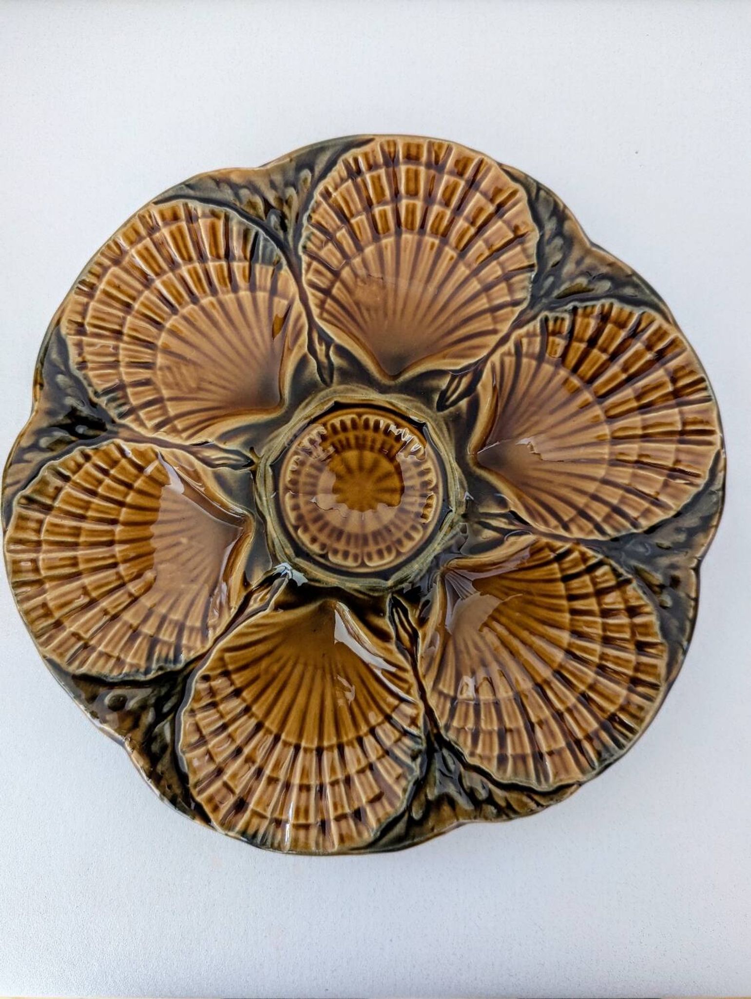 Set of 6 Sarreguemines oyster plates