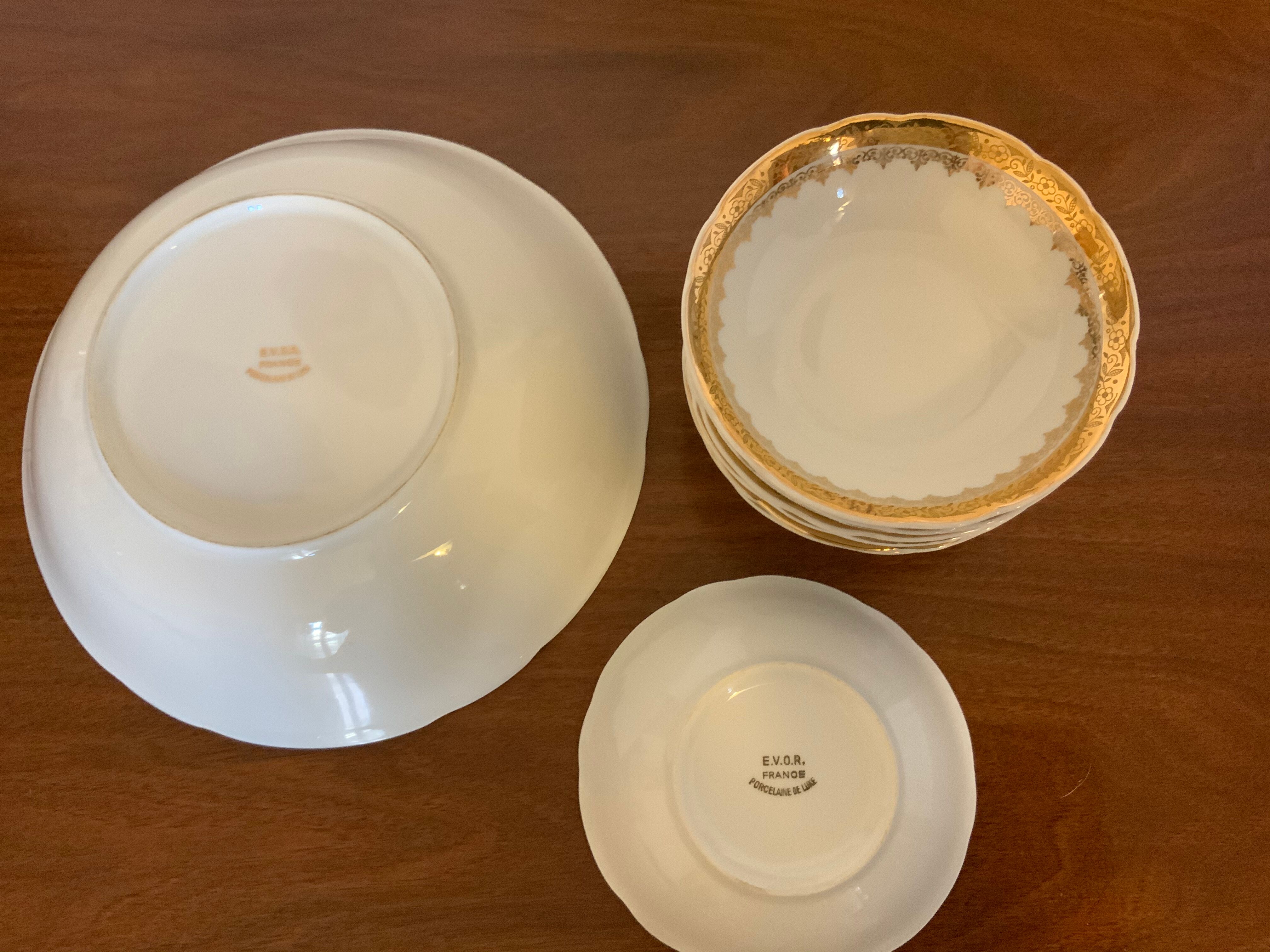 Salad and cups for fruit salad